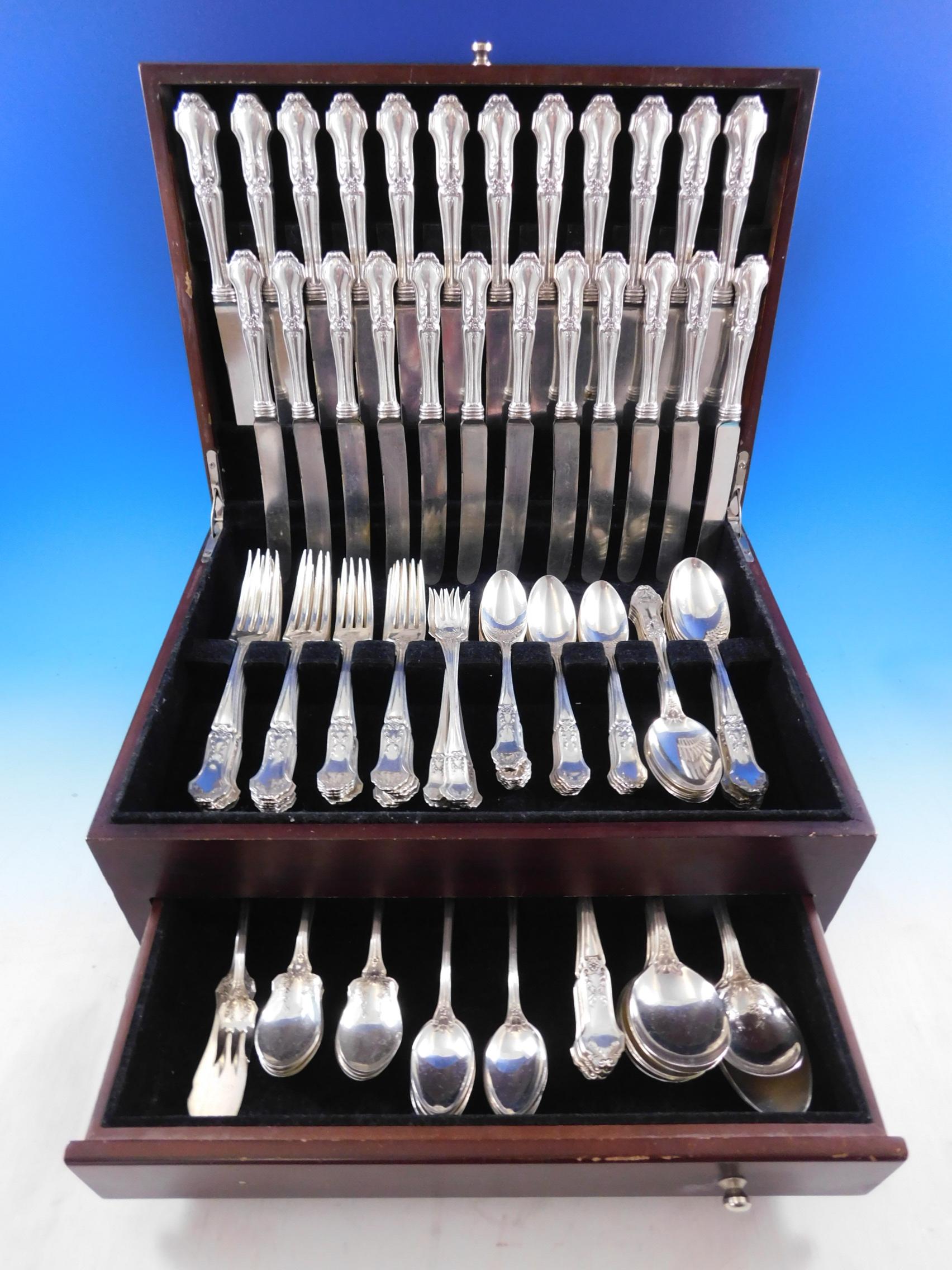 Monumental rare La Rochelle by International, circa 1909, sterling silver Flatware set - 137 Pieces. This set includes:

12 Dinner Size Knives w/plated blades, 10
