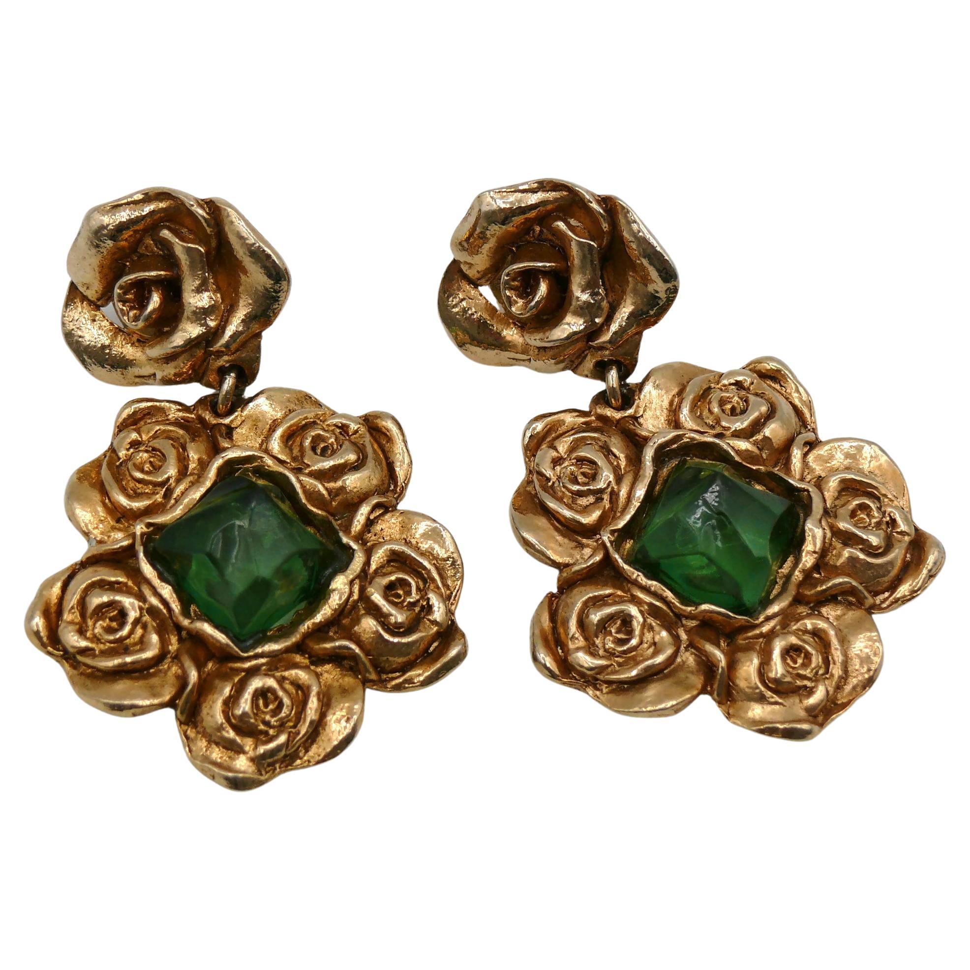 LA ROSE POURPRE Paris Vintage Gold Toned Floral Dangling Earrings For Sale