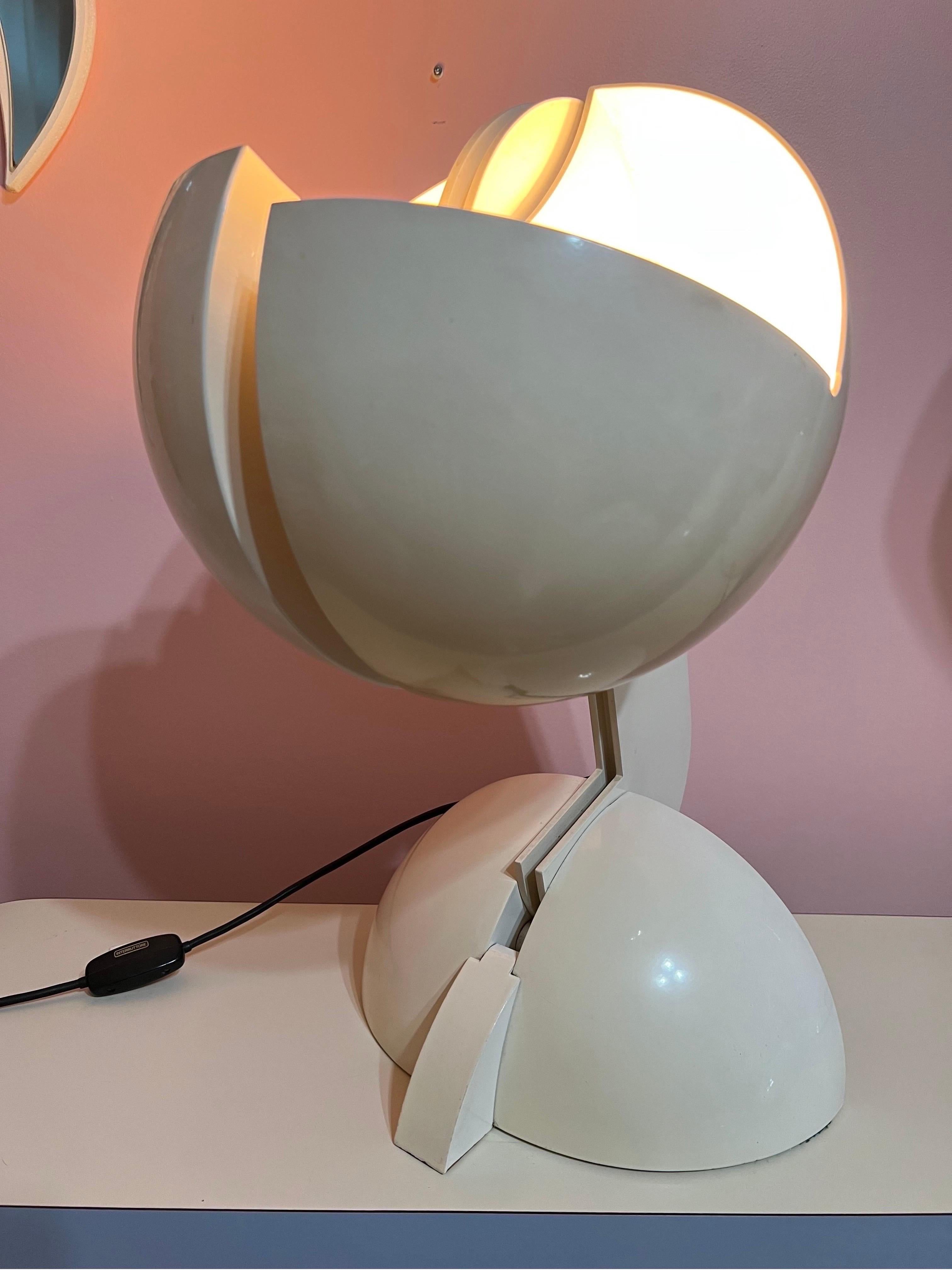 La Ruspa Table Lamp by Gae Aulenti Manufactured by Martinelli Luce Italy, 1970s In Good Condition For Sale In Staten Island, NY