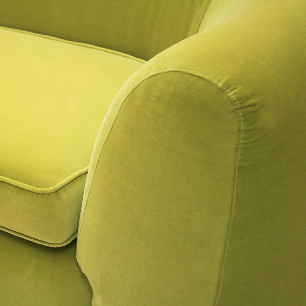 L.A. Studio Contemporary Lime Cotton Velvet Curved Italian Sofa im Angebot 3