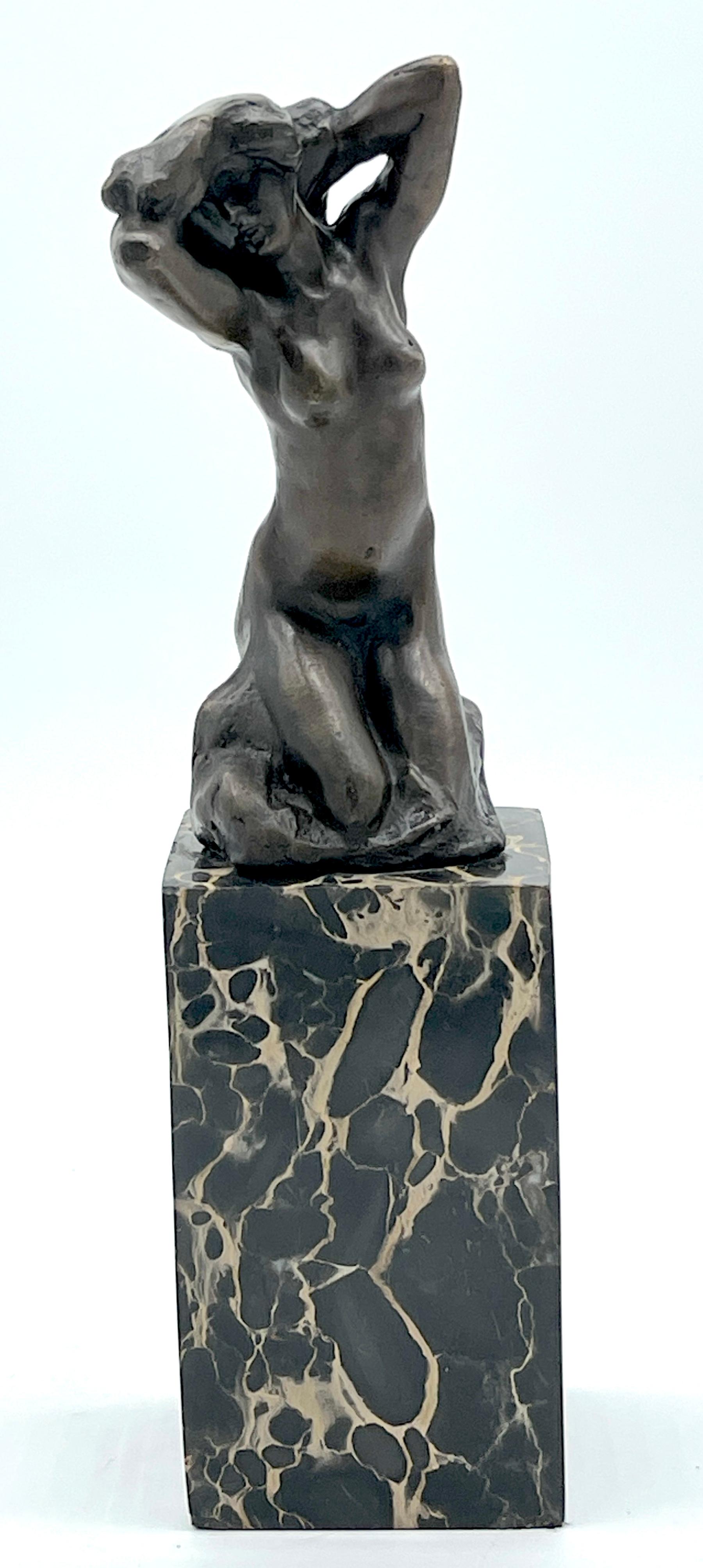 La Toilette de Venus, 1885, según Auguste Rodin
François Auguste René Rodin (1840-1917) 


