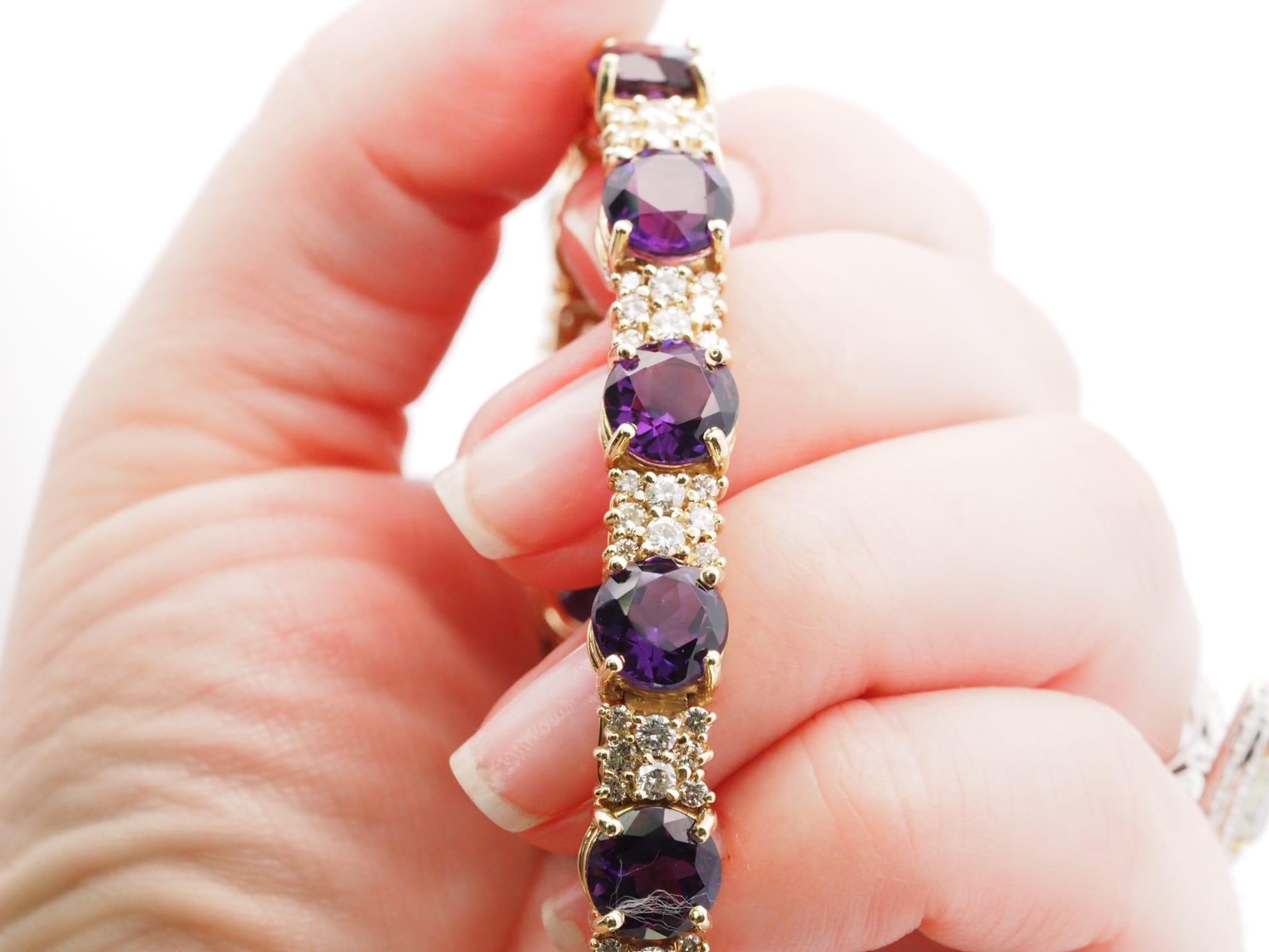 La Triomphe 18K Yellow Gold 20 ct Amethyst & 4 ct Diamond Bracelet For Sale 4