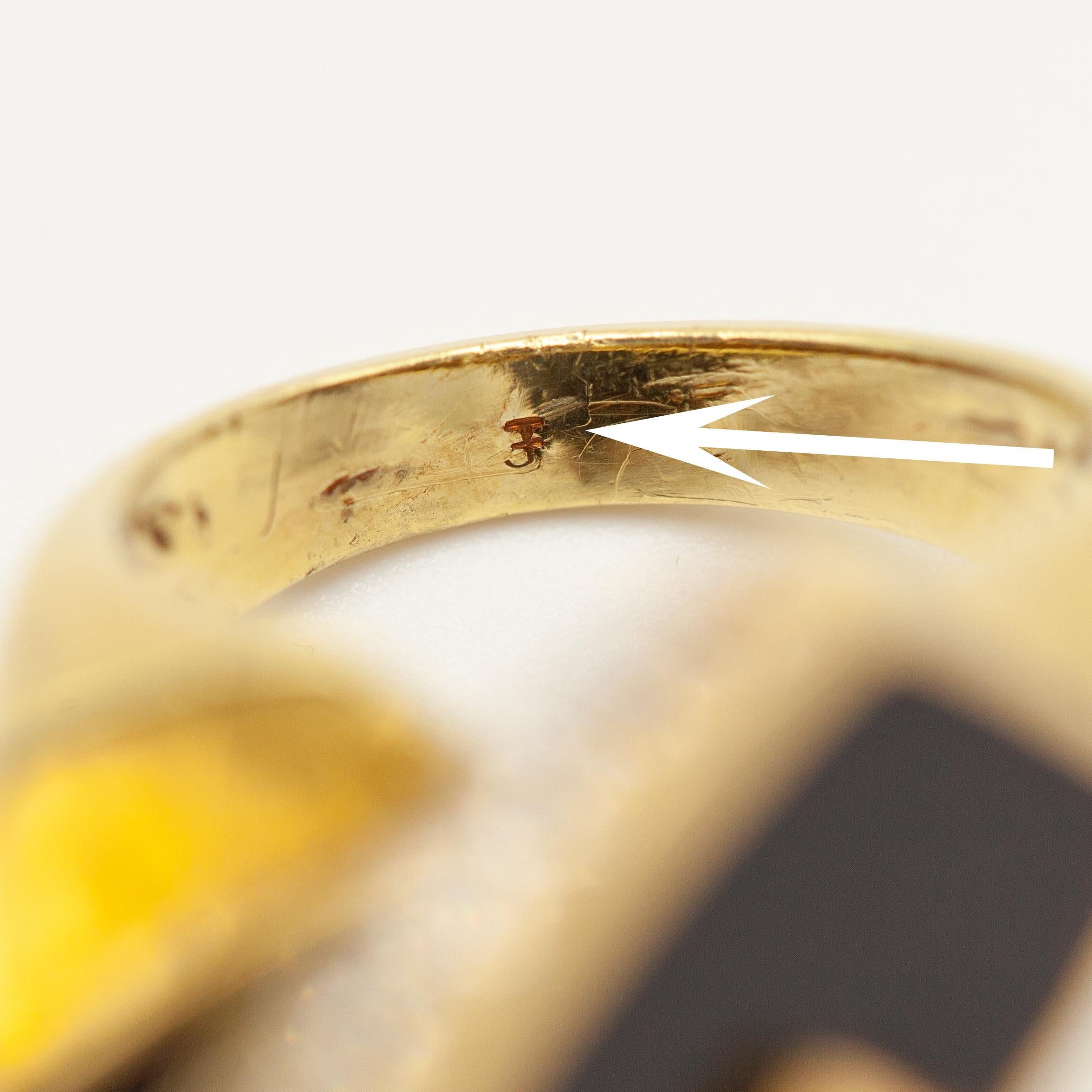 Anello scultura La Triomphe in oro giallo 18 carati con diamante e onice, anni '70 circa. in vendita 7