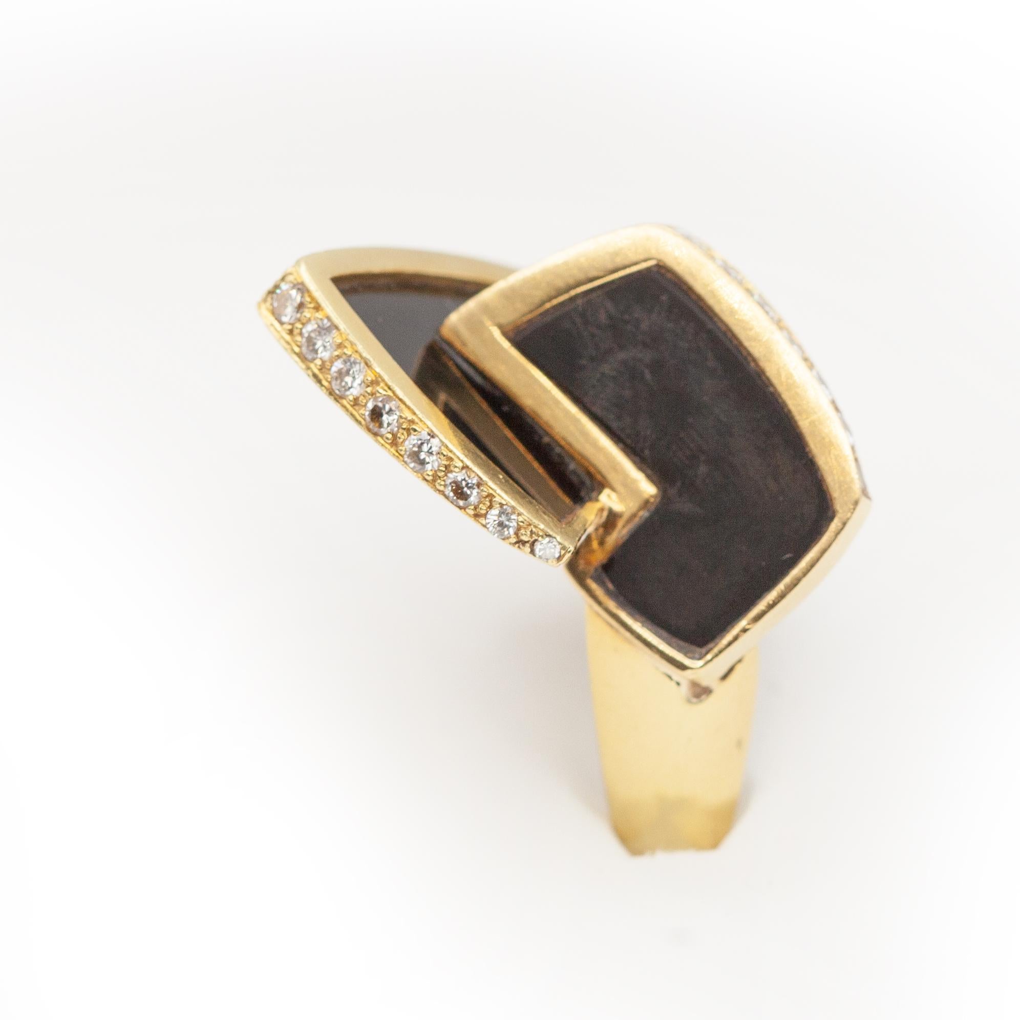 La Triomphe 18K Gelbgold Diamant Onyx Skulpturenring ca. 1970er Jahre im Angebot 1
