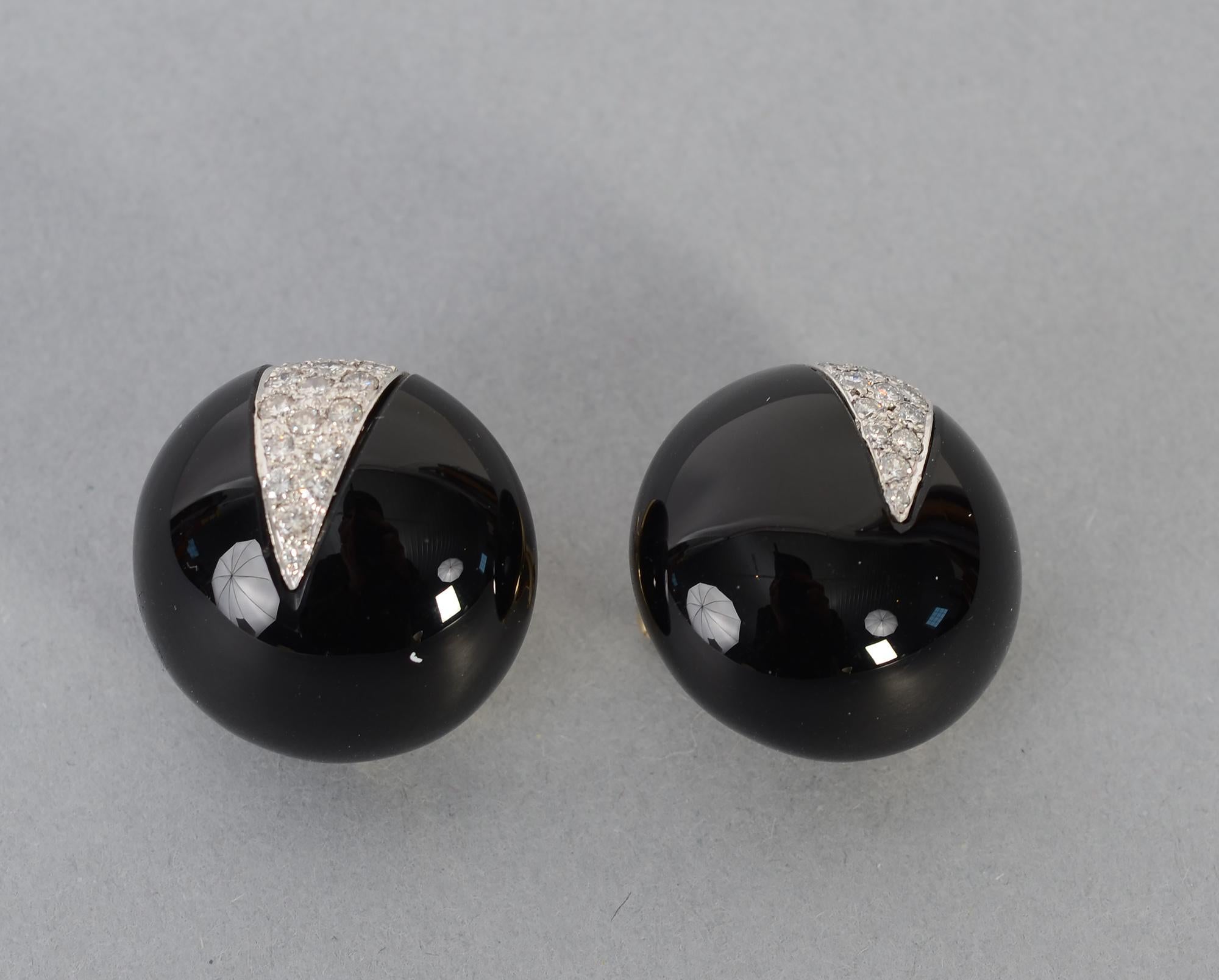 La Triomphe Ohrringe aus Onyx und Diamanten (Rundschliff) im Angebot