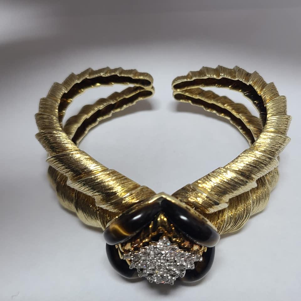 Modernist La Triomphe Outrageous 14k Gold Fine Diamond Tiger Eye Rams Horn Cuff Bracelet