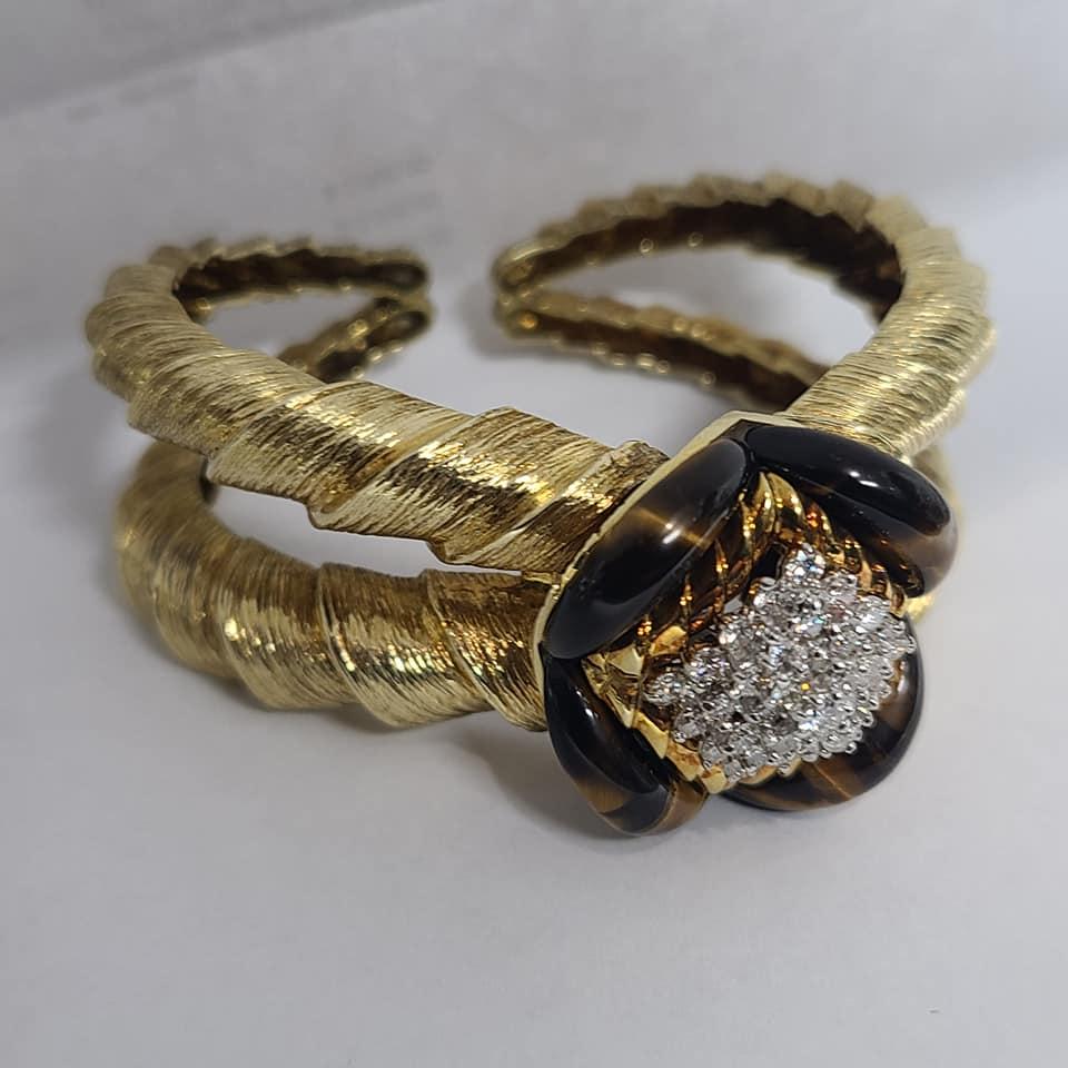 Round Cut La Triomphe Outrageous 14k Gold Fine Diamond Tiger Eye Rams Horn Cuff Bracelet