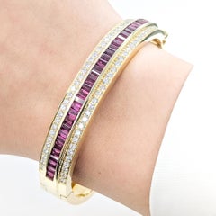 La Triomphe Rubin- und Diamantarmband aus 18 Karat