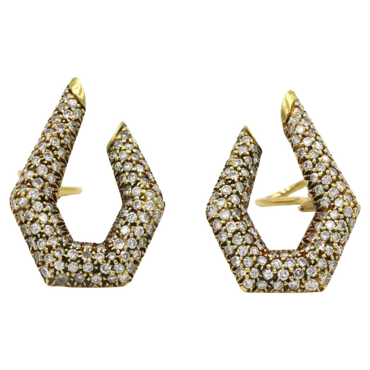 La Triumphe Pave Diamant Ohrringe mit 4.0CTW Diamanten in 18K Gelbgold im Angebot