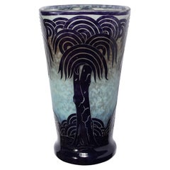 Vase en verre camée de palmier stylisé La Verre Français par Charles Schneider