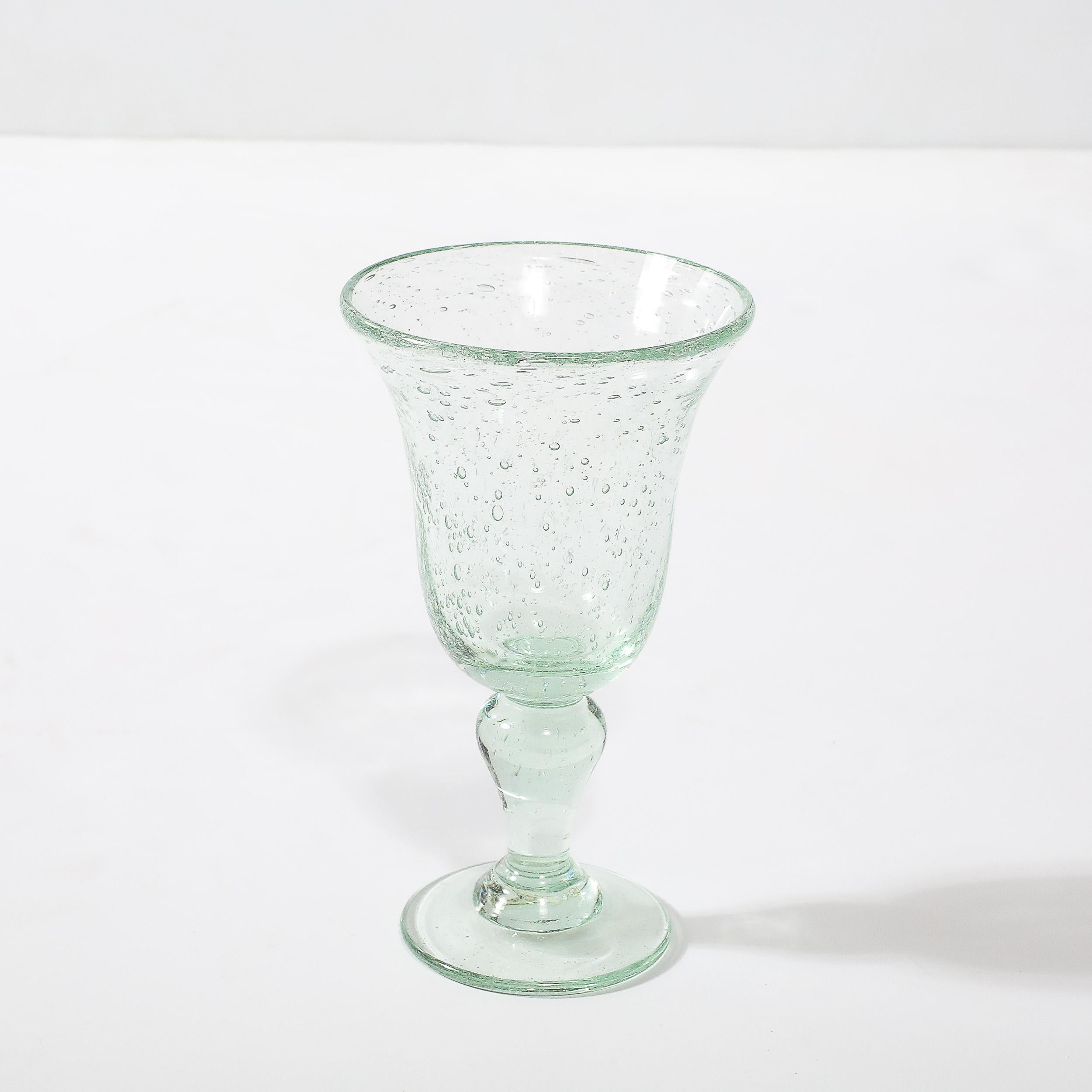 Mid-Century Modern Ensemble de 8 verres à boire soufflés à la bouche La Verrerie de Biot en vente