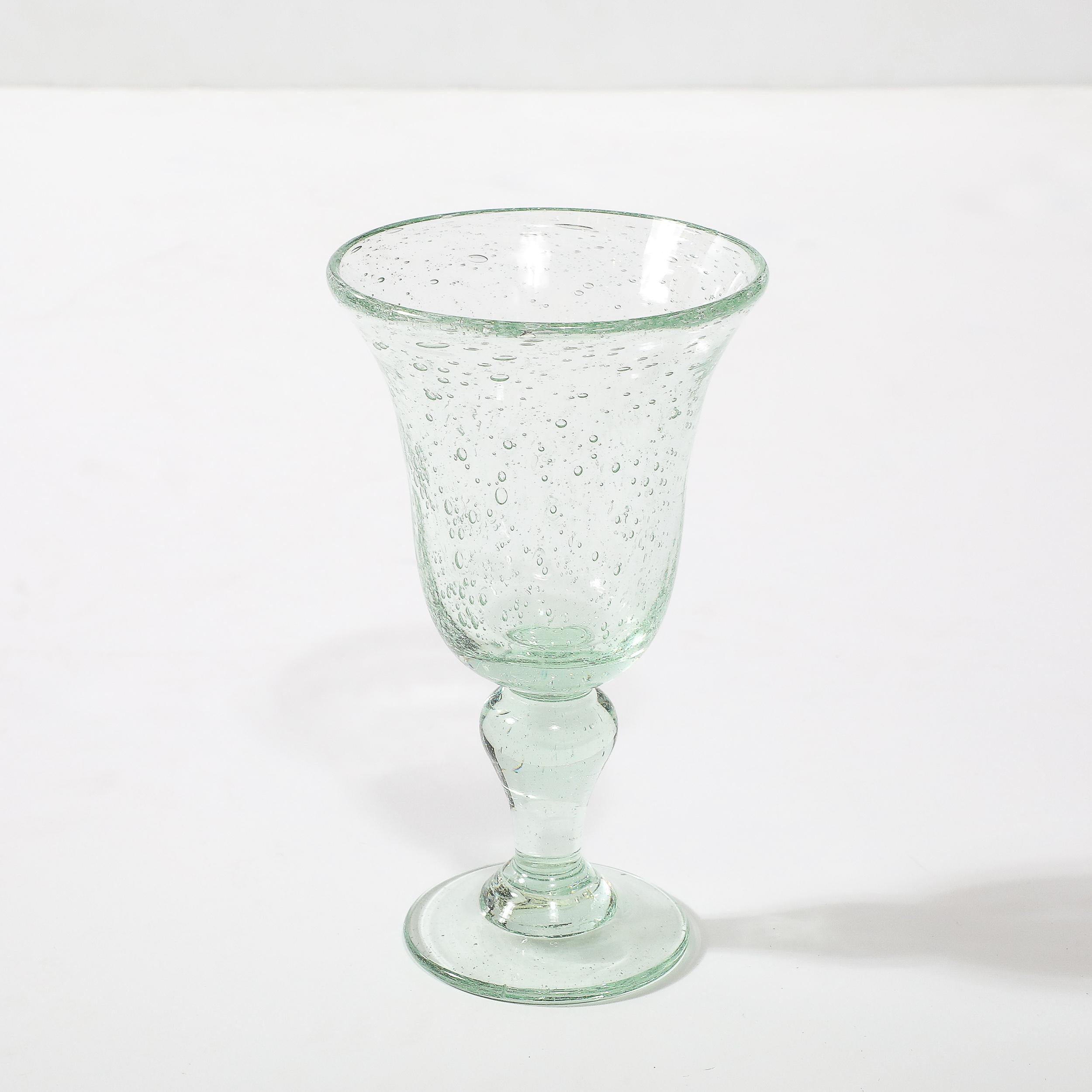Français Ensemble de 8 verres à boire soufflés à la bouche La Verrerie de Biot en vente
