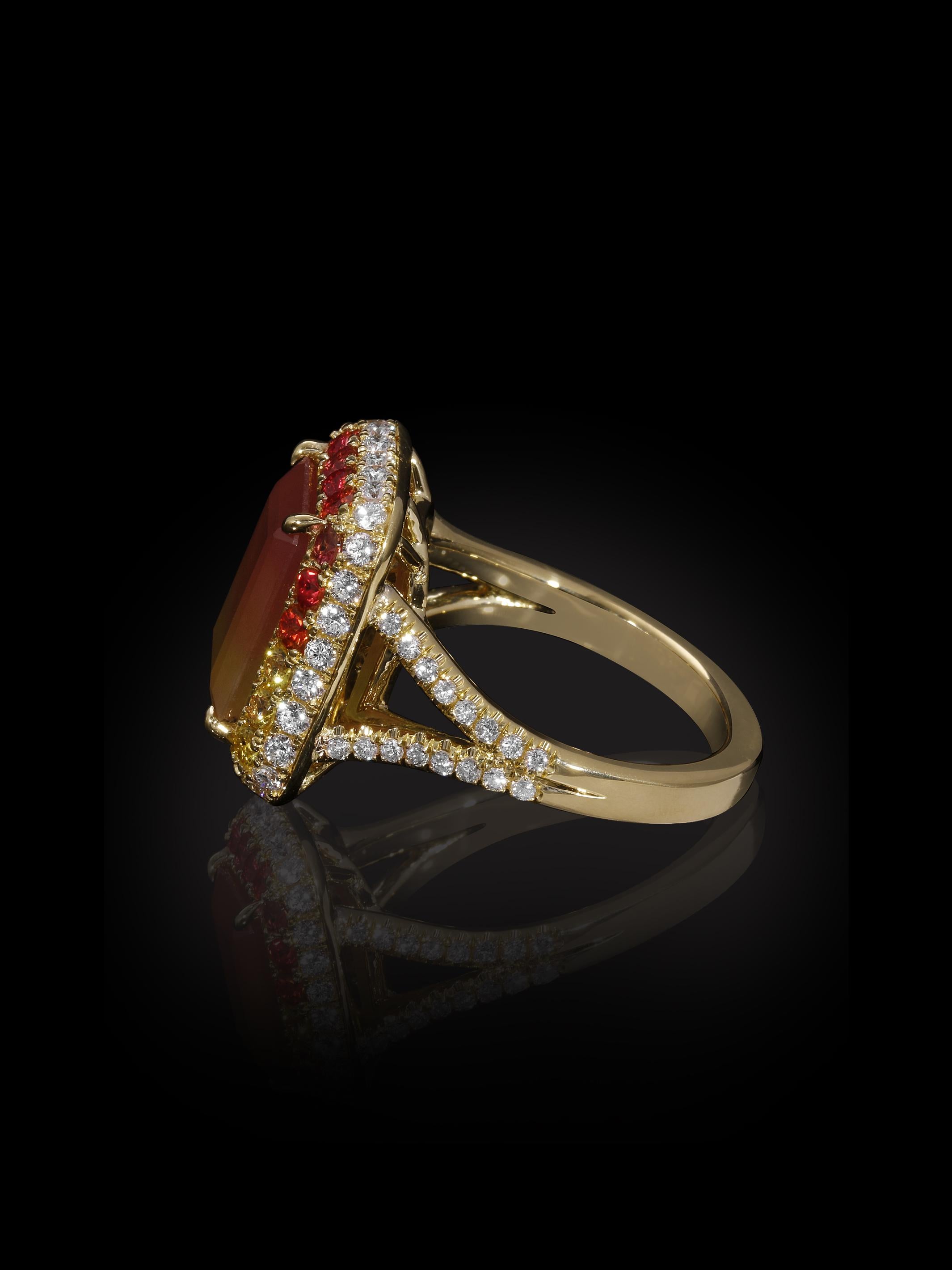 Bague en or 18 carats, diamants, saphir orange, saphir jaune en vente 1