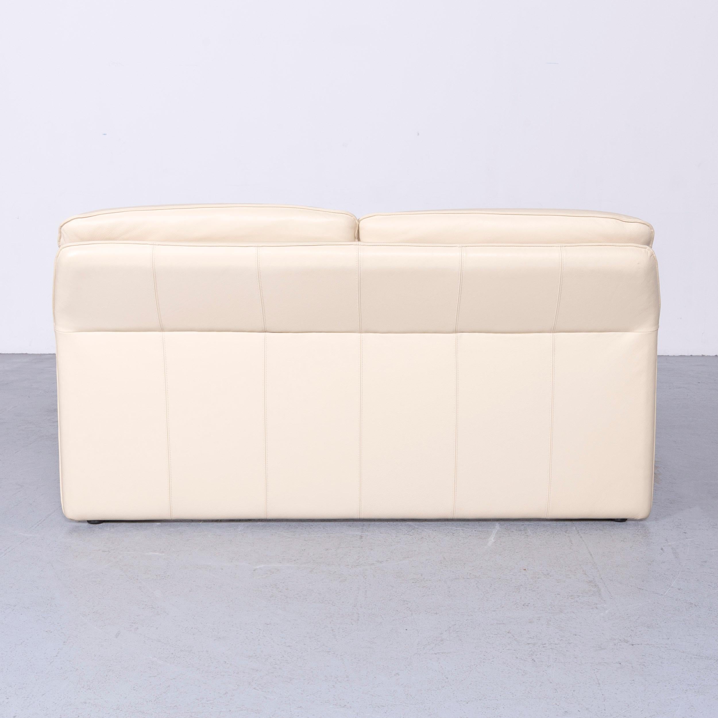 Laauser Atlanta Designer Leather Sofa Creme Two-Seat Couch 4