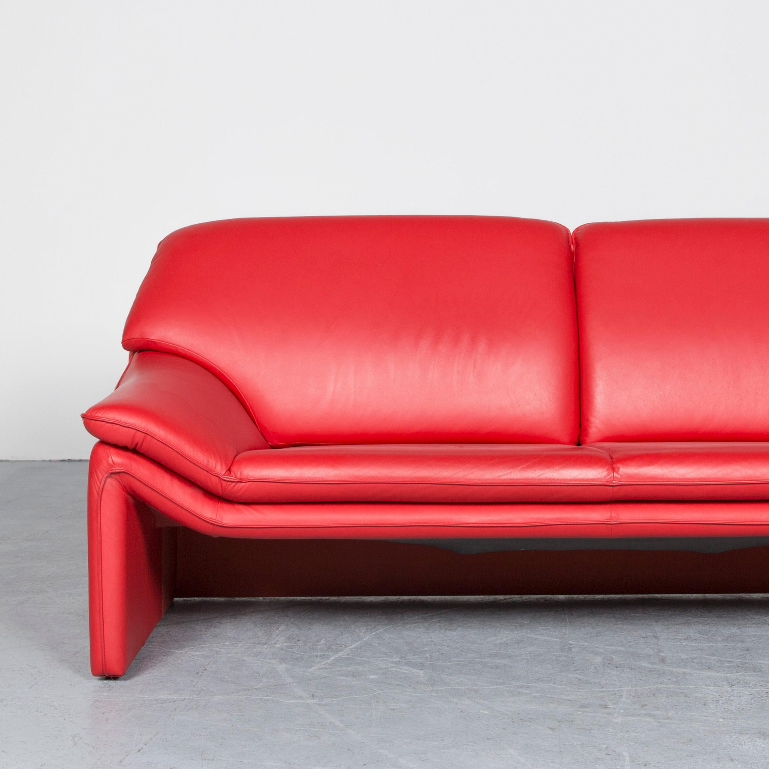 German Laauser Atlanta Designer Sofa Leather Red Two-Seat Couch Modern For Sale