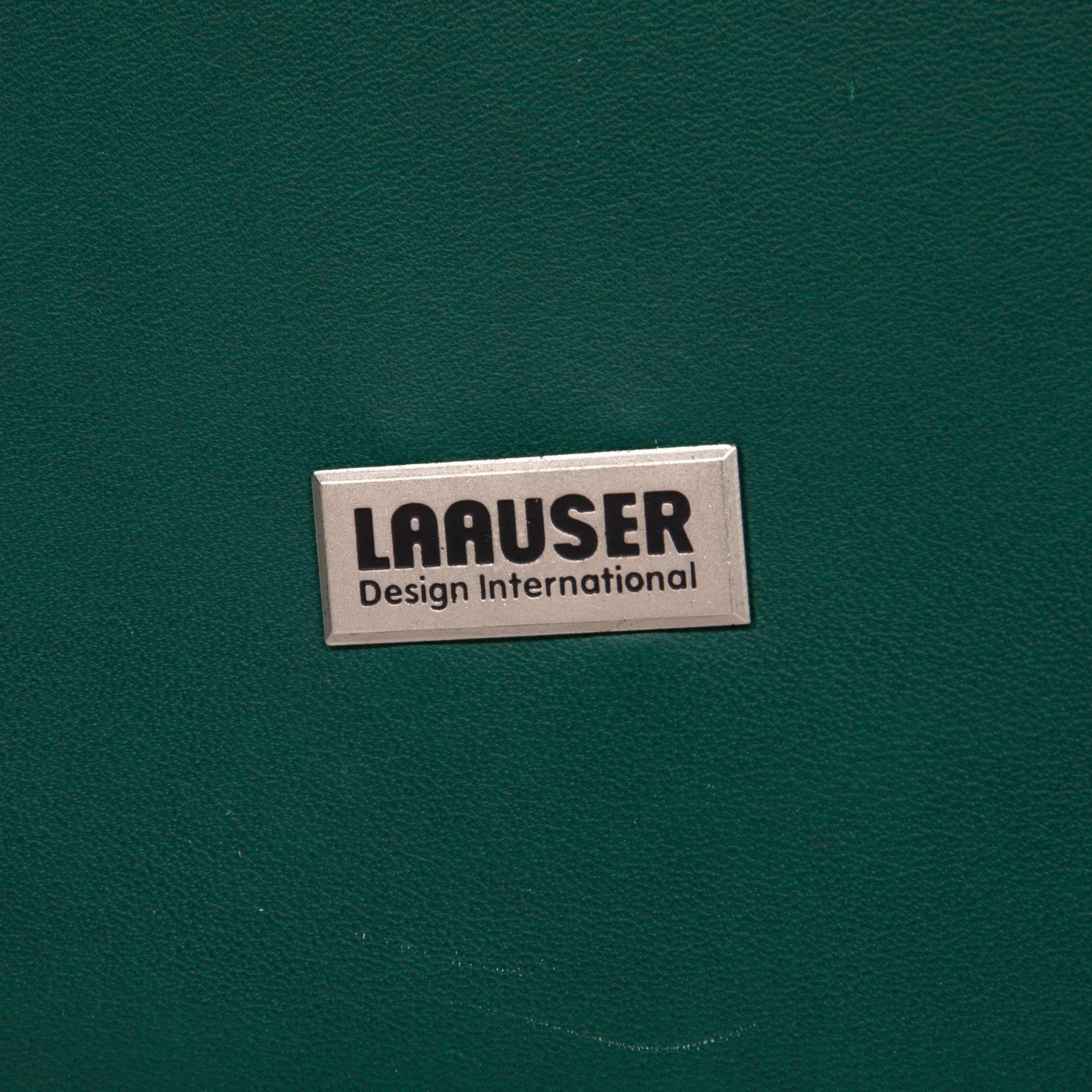 Laauser Atlanta Leder-Sofa Grün Dunkelgrüne Zweisitzer-Kommode im Zustand „Gut“ in Cologne, DE