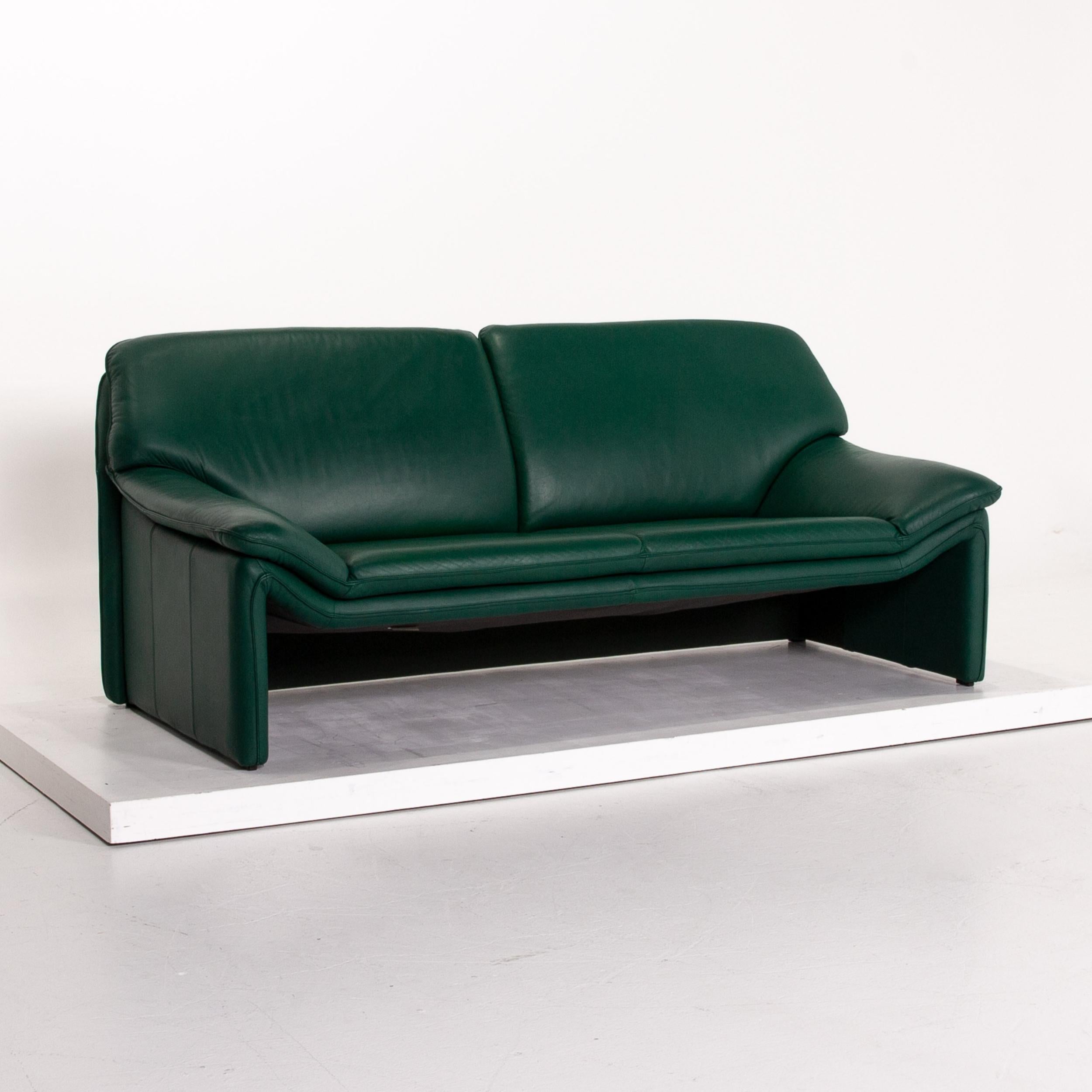 Laauser Atlanta Leder-Sofa Grün Dunkelgrüne Zweisitzer-Kommode (21. Jahrhundert und zeitgenössisch)