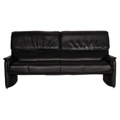 Laauser Camaro Leder-Sofa mit schwarzer Zweisitzer-Kommode