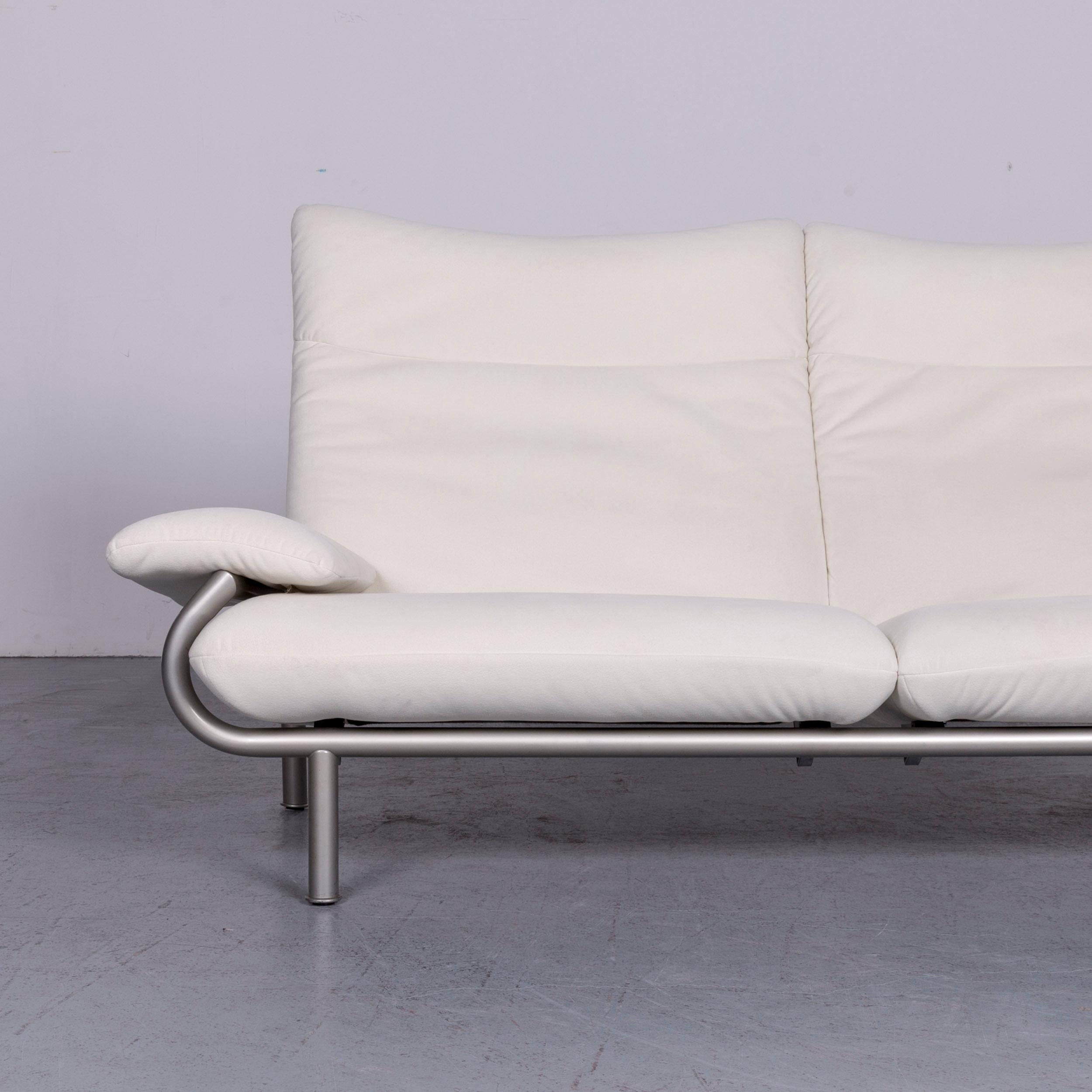 Laauser Designer Fabric Sofa White Three-Seat Couch In Good Condition For Sale In Cologne, DE