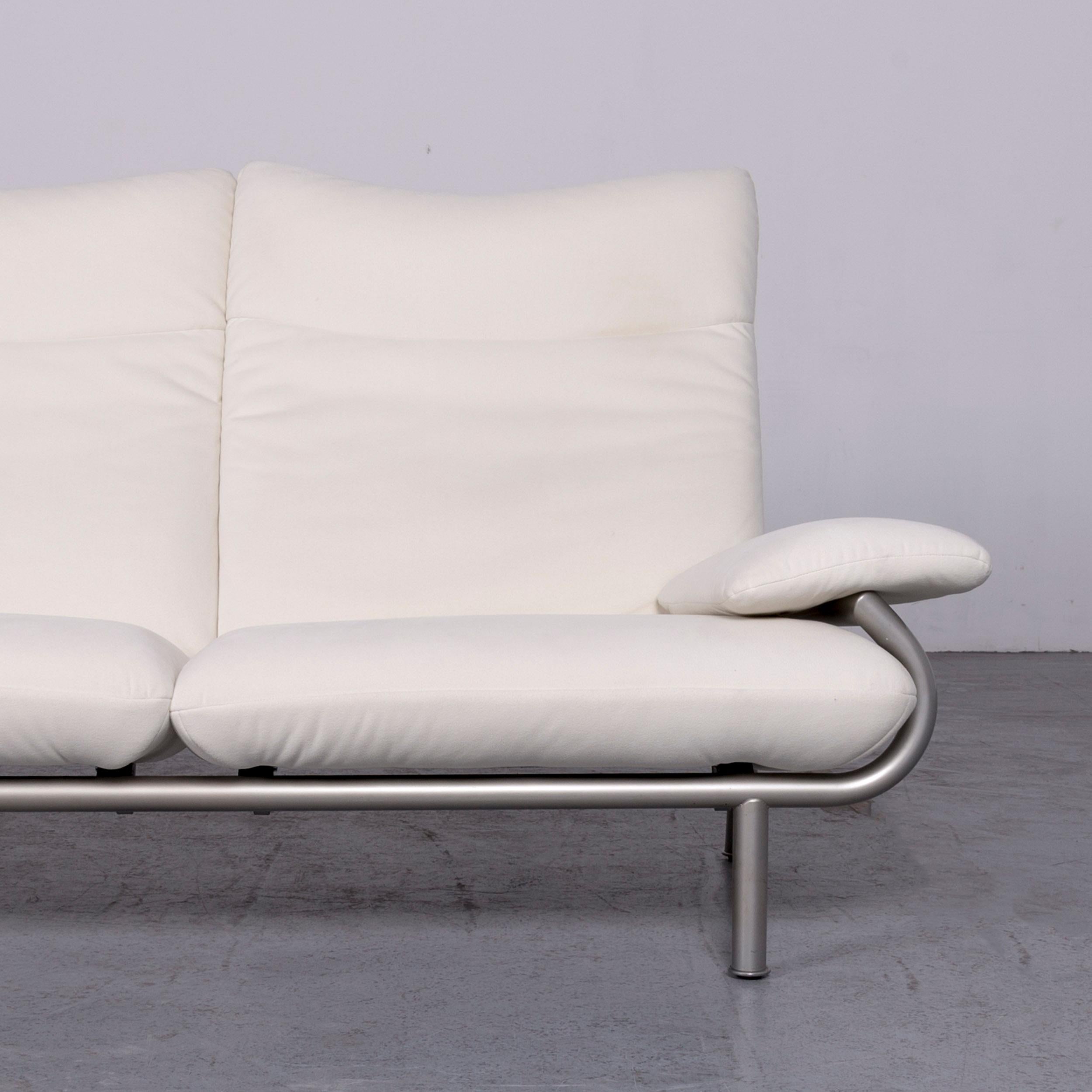 Laauser Designer Fabric Sofa White Two-Seat Couch In Good Condition For Sale In Cologne, DE