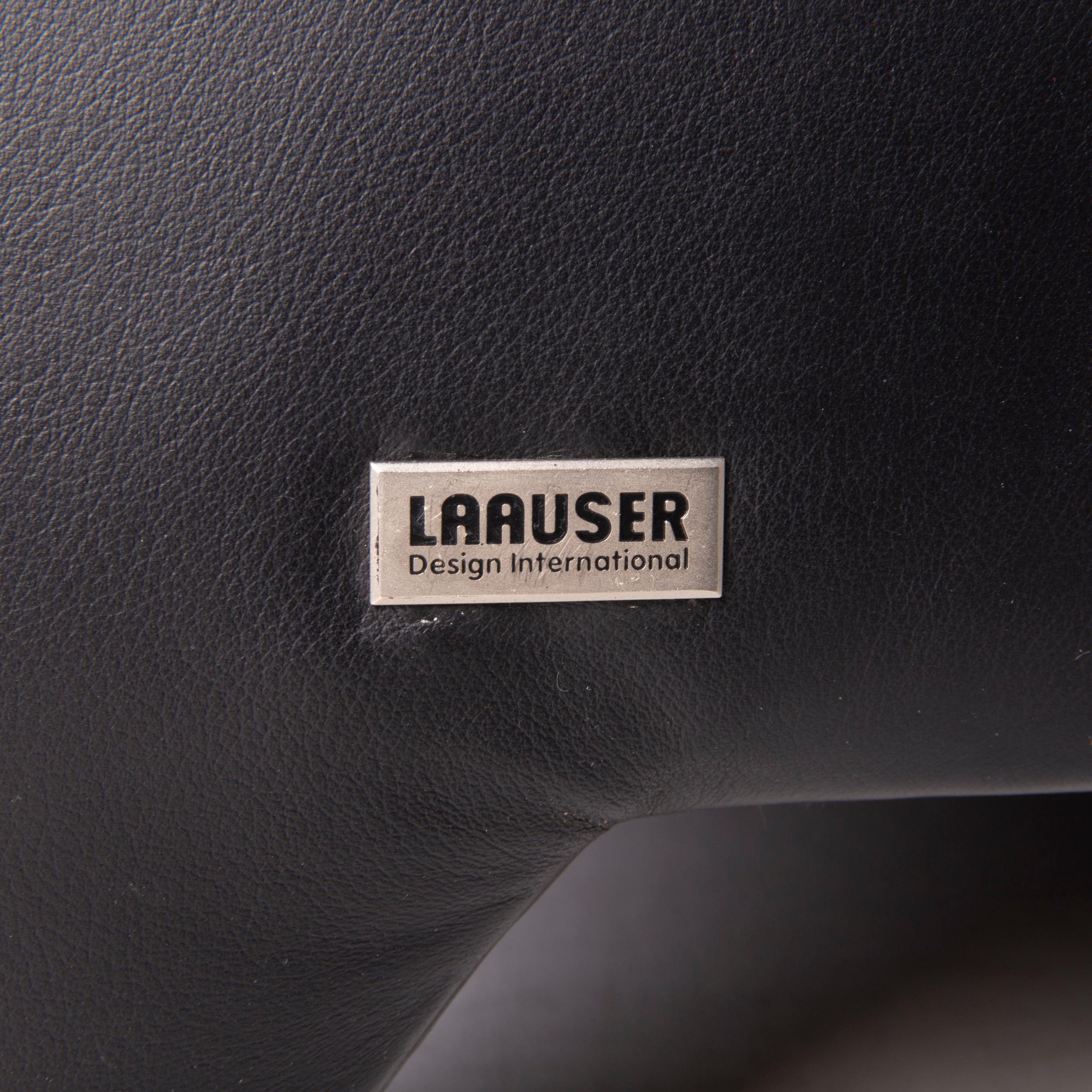 Laauser Leather Sofa Black Two-Seater In Excellent Condition For Sale In Cologne, DE