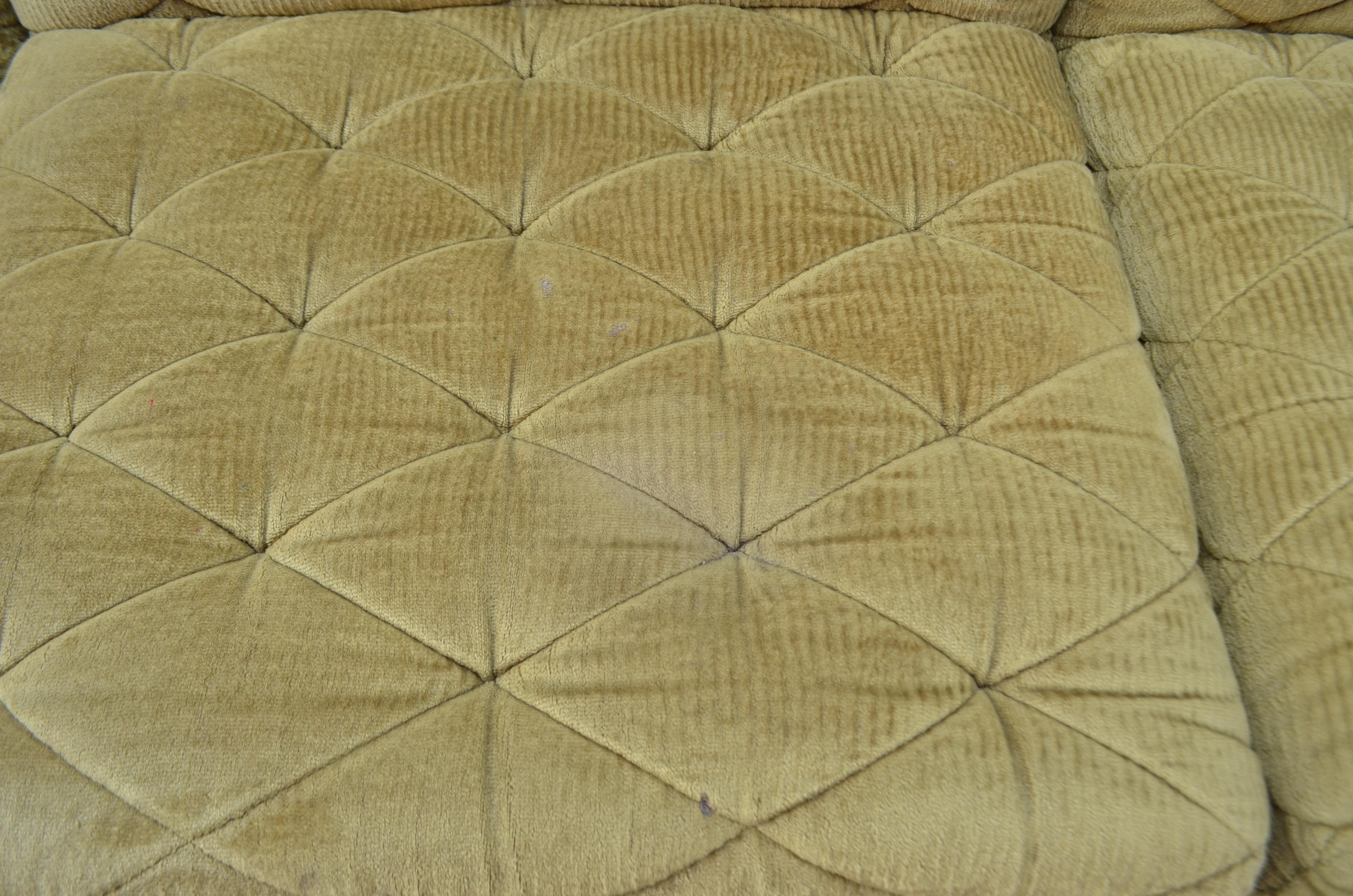 Laauser Vintage Salón Modular Años 70 Terciopelo verde oliva Sofá Seccional en venta 6