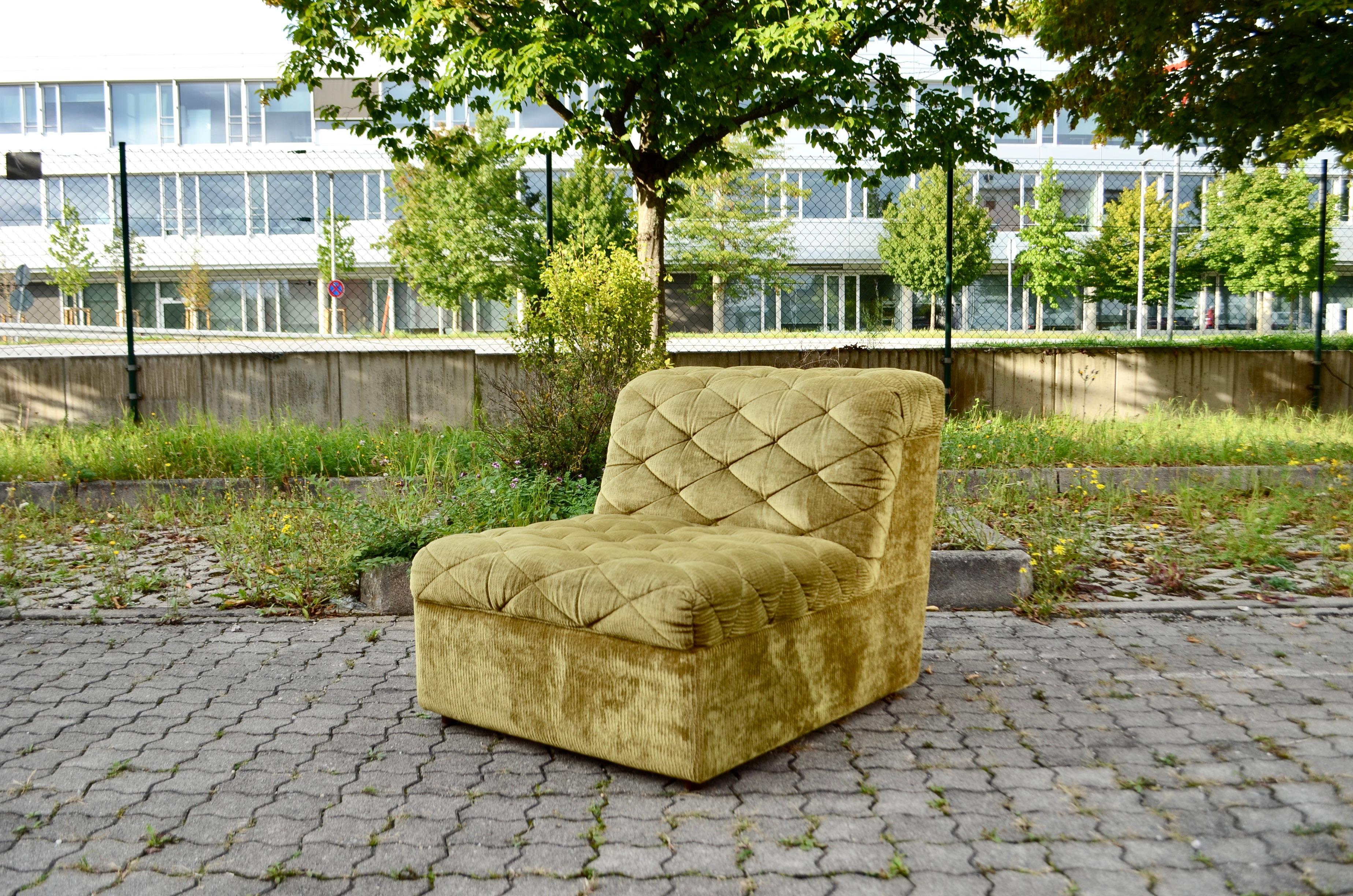 Laauser Vintage Salón Modular Años 70 Terciopelo verde oliva Sofá Seccional en venta 10