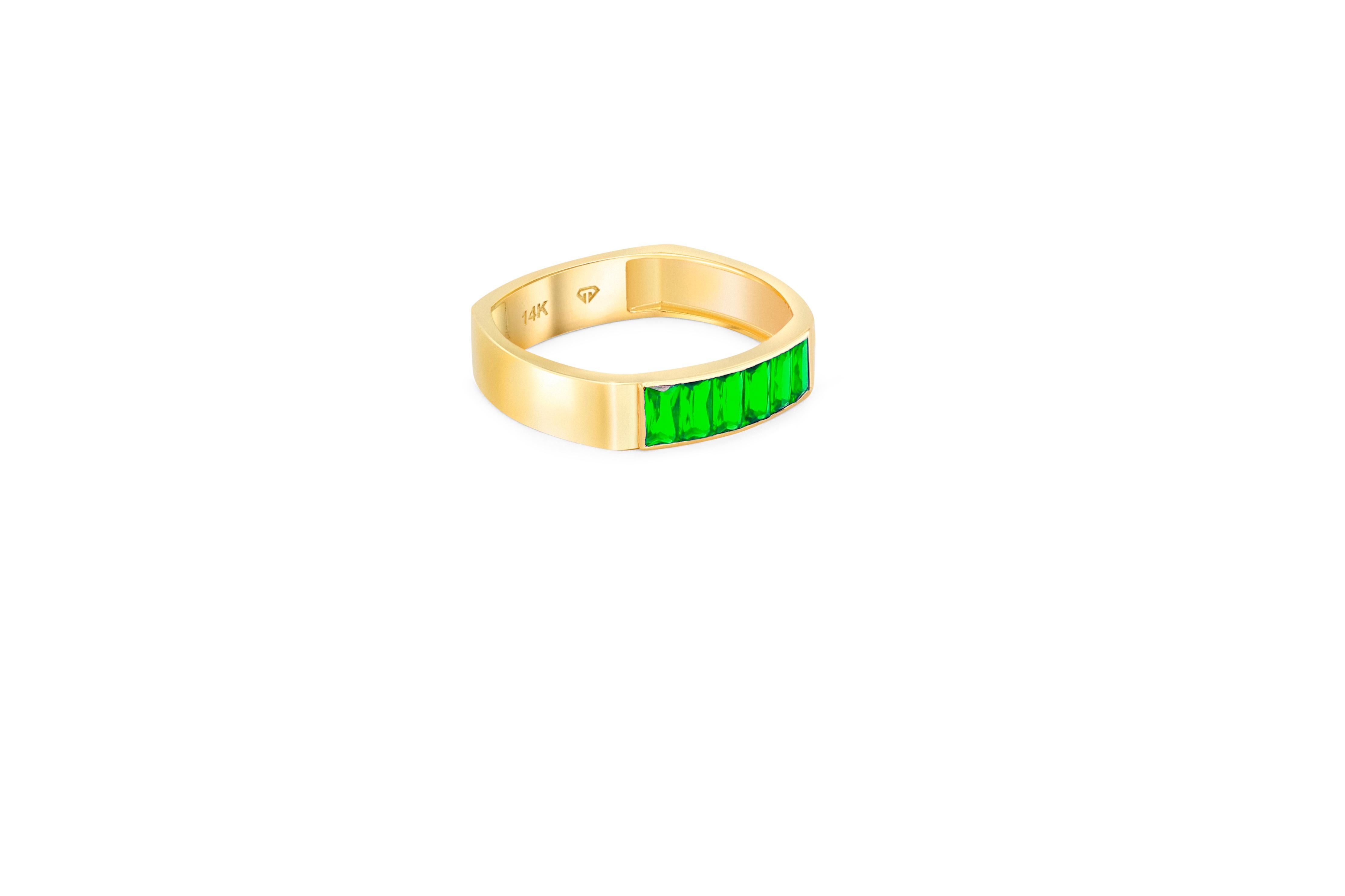 Lab baguette emeralds 14k gold half eternity ring In New Condition For Sale In Istanbul, TR