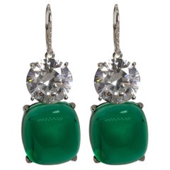 Costume Jewelry Diamant-Ohrringe mit großem Cabochon-Smaragd von Clive Kandel