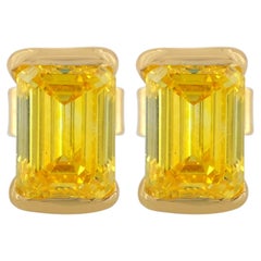 Orecchini da donna delicati e minimalisti in oro giallo massiccio 14k con diamanti sintetici
