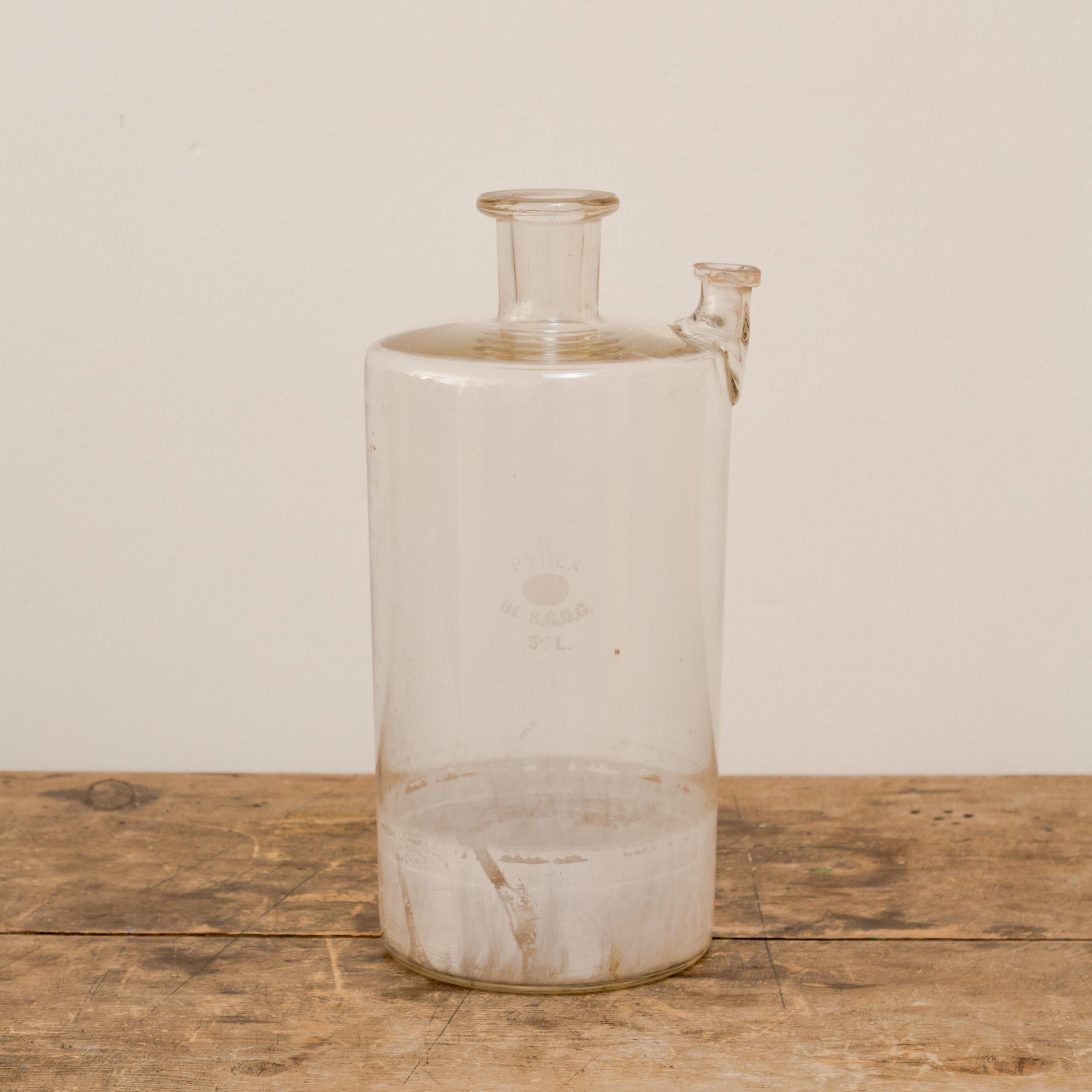Lab Glass Vessel with Spout In Good Condition For Sale In West Hollywood, CA
