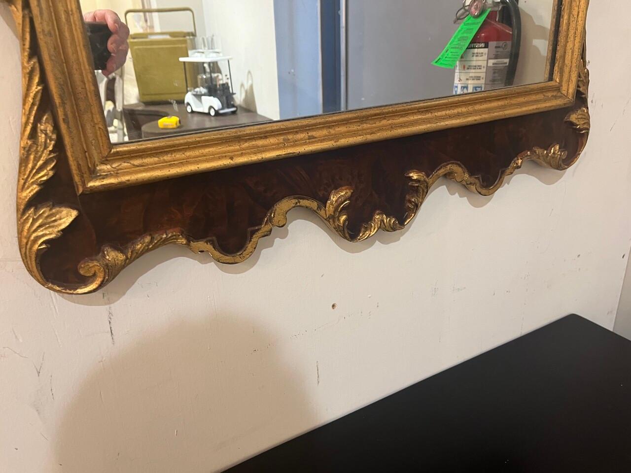 Provincial français Miroir provincial français doré à l'or LaBarge en vente