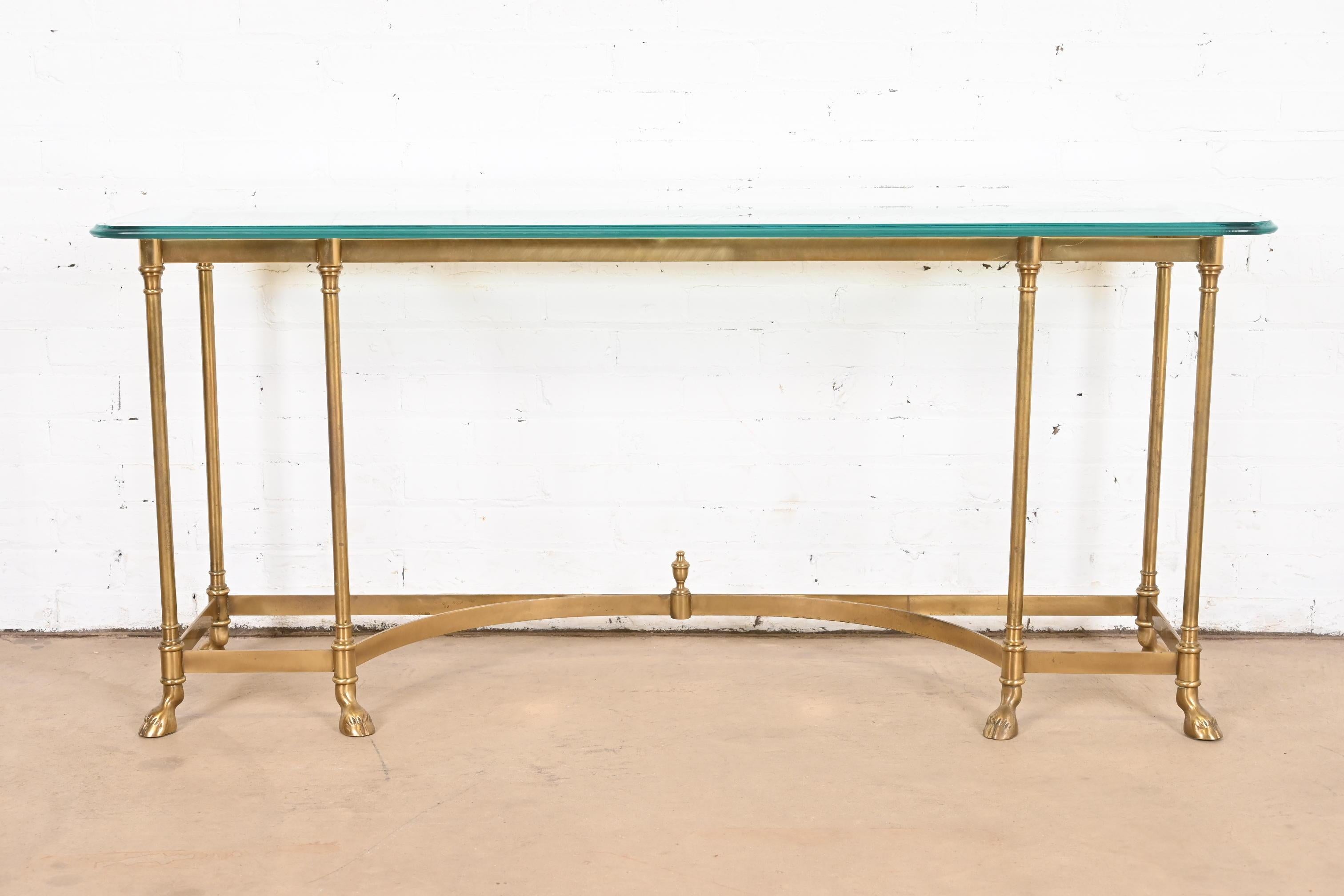 Mid-Century Modern Labarge Hollywood Regency Brass and Glass Hooved Feet Console Table, Circa 1960s For Sale