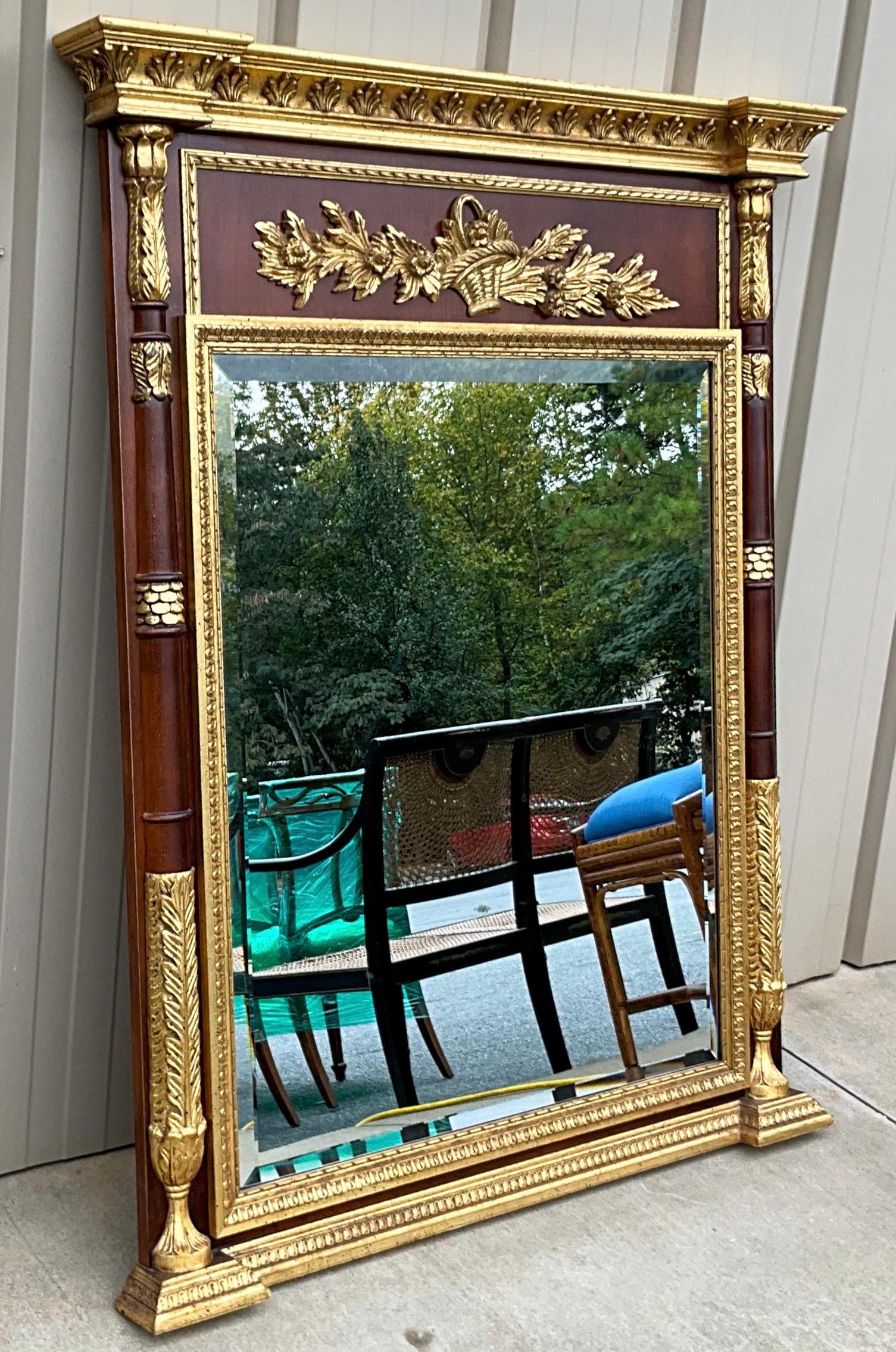20th Century LaBarge Italian Carved Giltwood Neo-Classical Revival Style Trumeau Mirror  For Sale