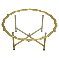Italienischer Hollywood-Regency-Couchtisch aus Messing und Glas mit Wellenschliff-Tablettplatte von LaBarge