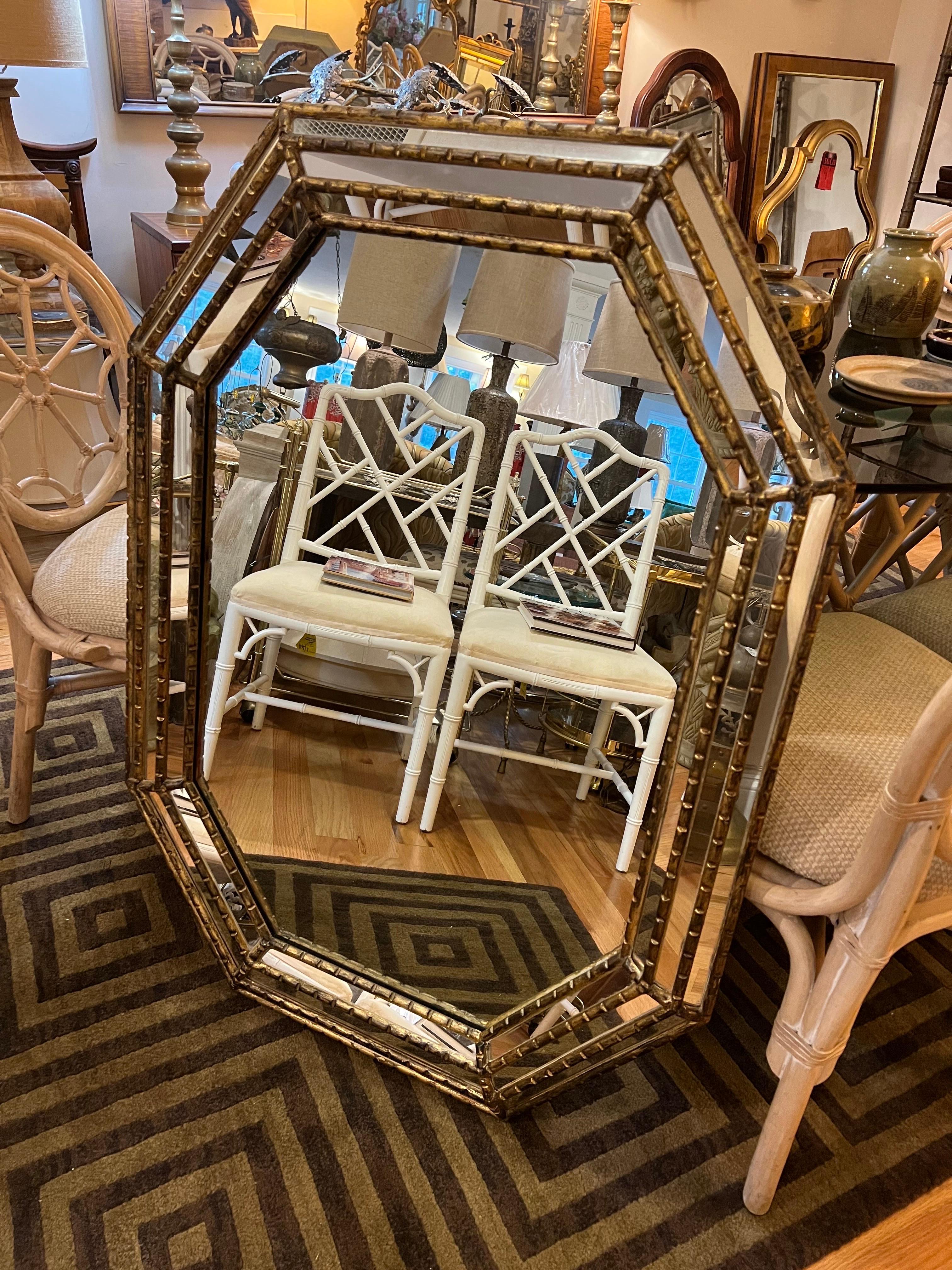 Labarge Style Octagonal Gilt Mirror In Good Condition In Redding, CT