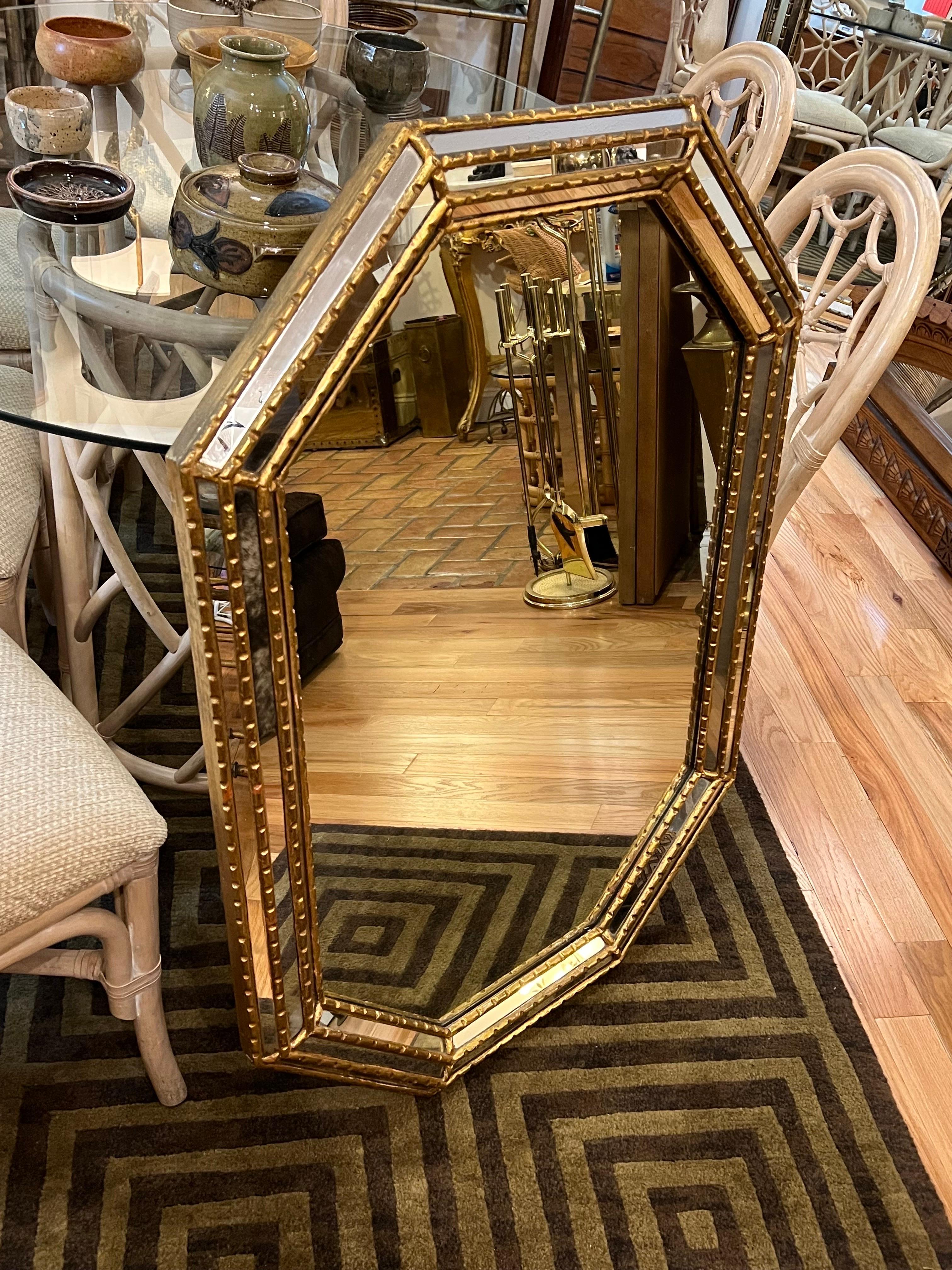LaBarge Octagonal Gilt Mirror In Good Condition For Sale In Redding, CT