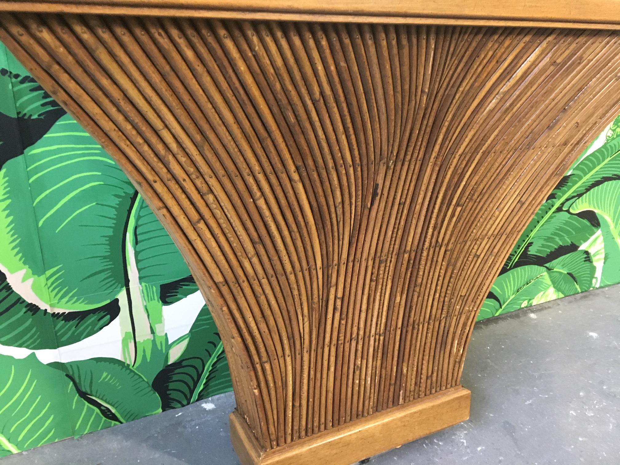 Labarge Pencil Reed Bamboo Rattan Console Table and Mirror In Good Condition In Jacksonville, FL