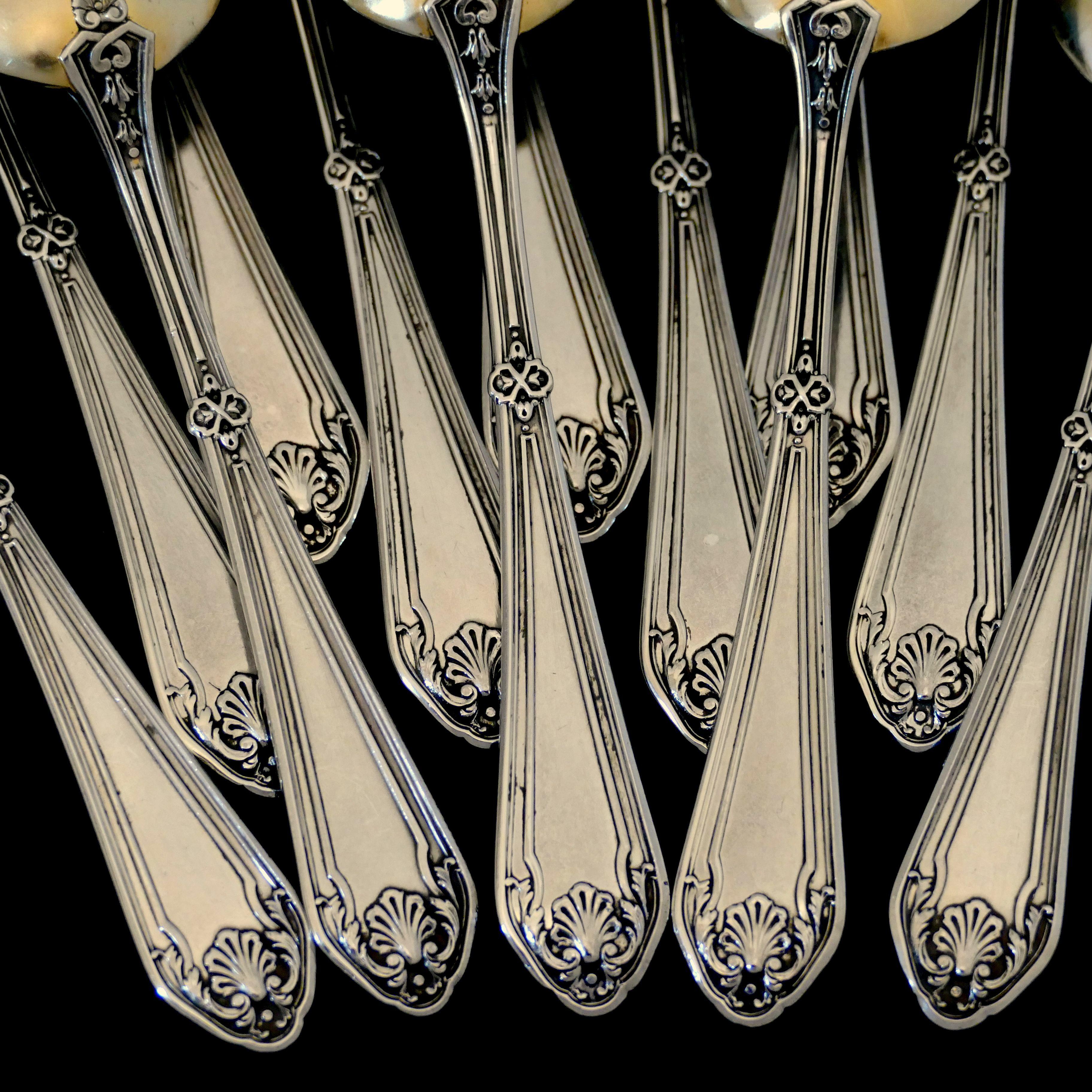 Labat French Sterling Silver 18k Gold Ice Cream Spoons Set 12 Pc, Original Box In Good Condition In TRIAIZE, PAYS DE LOIRE