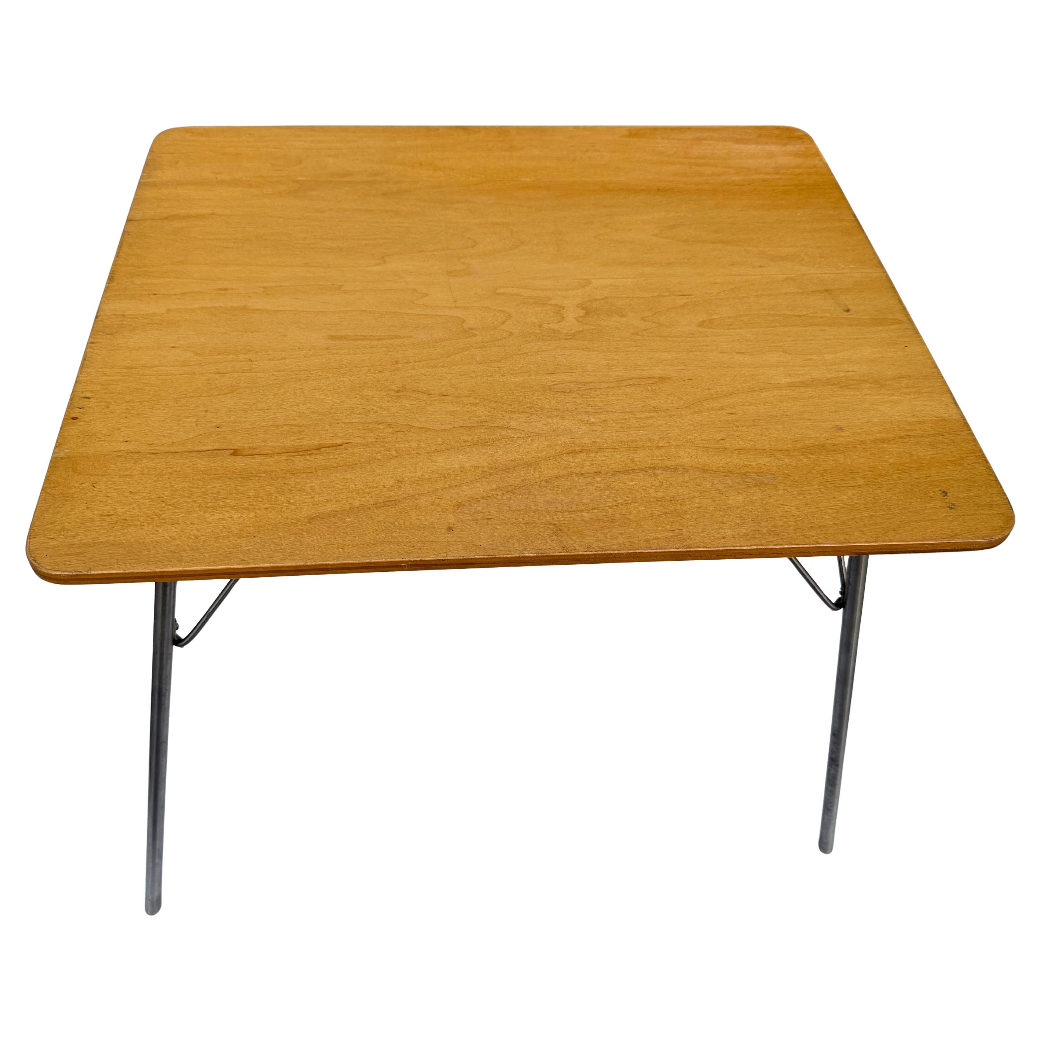 Table d'appoint Eames IT-1 labellisée pour Herman Miller, années 1950 Bon état - En vente à BROOKLYN, NY