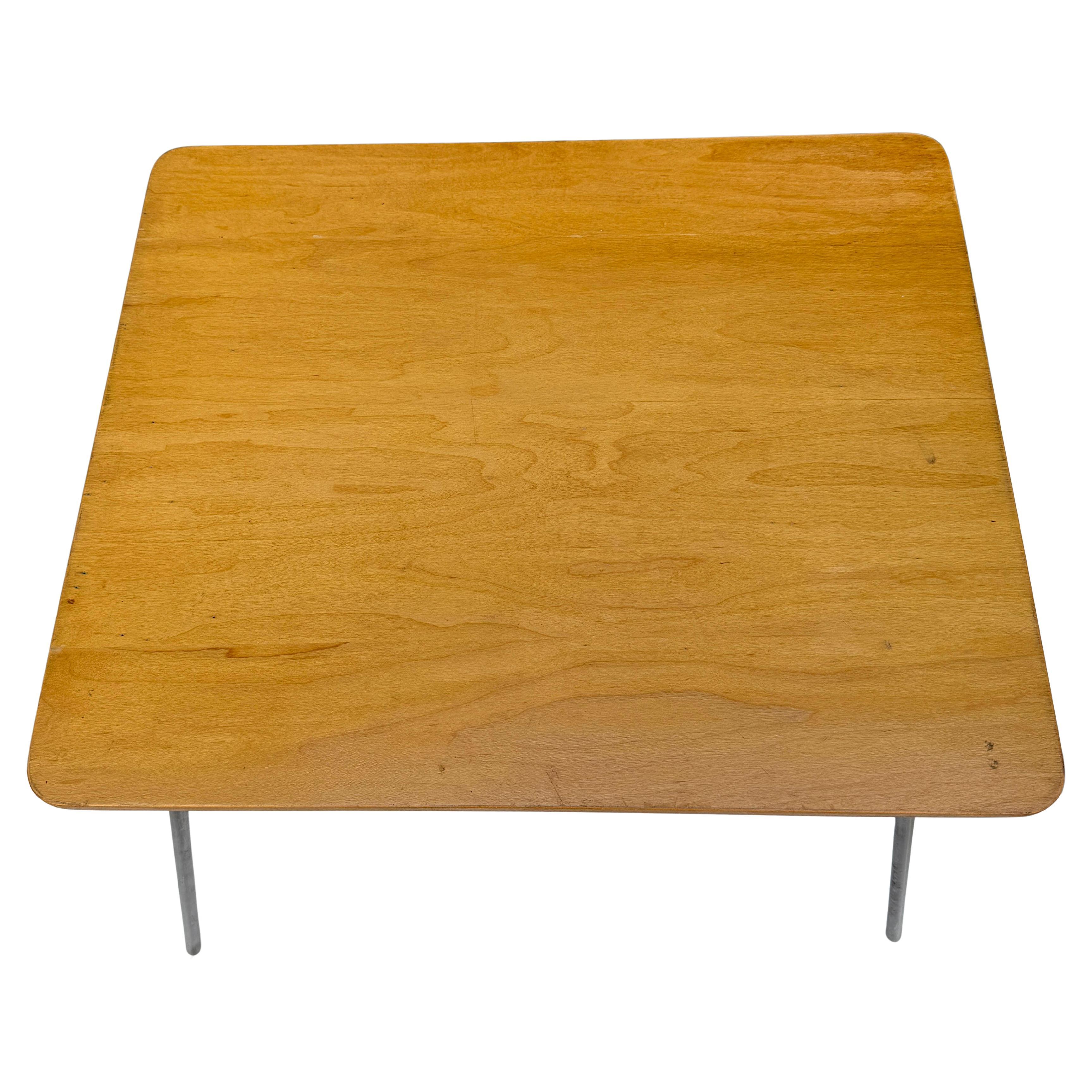 Acier Table d'appoint Eames IT-1 labellisée pour Herman Miller, années 1950 en vente
