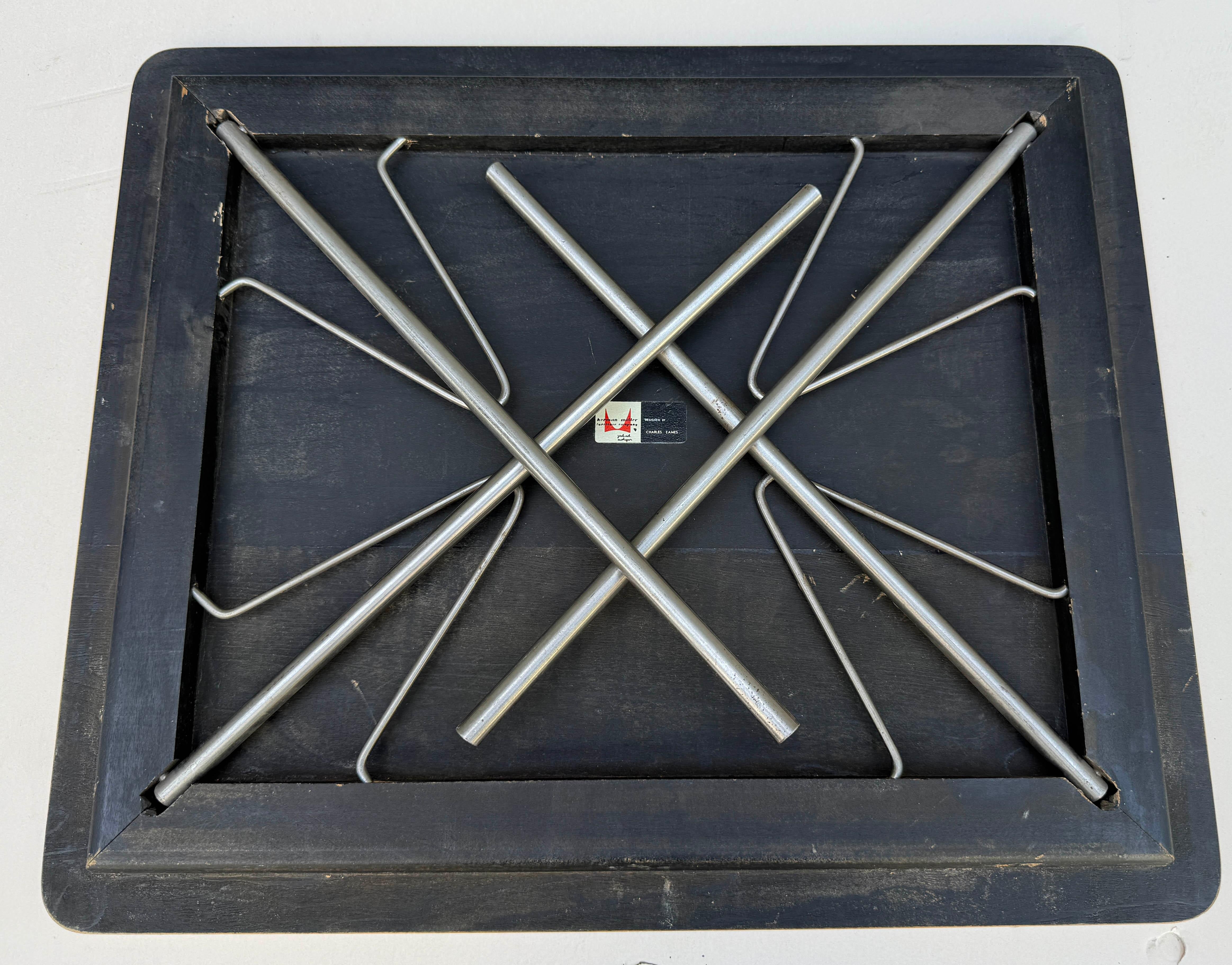Table d'appoint Eames IT-1 labellisée pour Herman Miller, années 1950 en vente 1