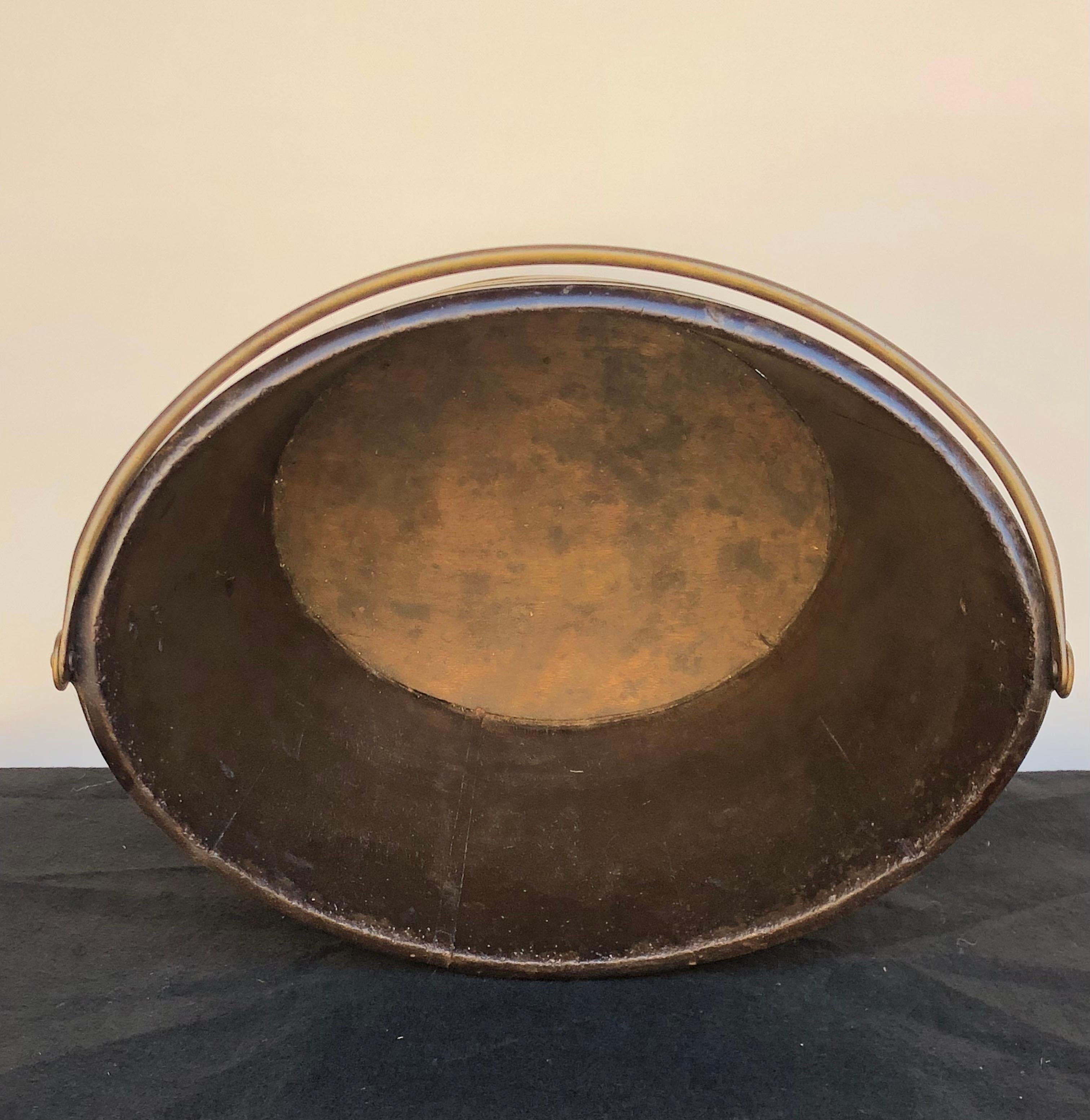 Labeled George III Brass-Bound Mahogany Navette Form Peat Bucket, 19th Century In Good Condition For Sale In Charleston, SC