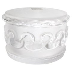 Caja cubierta de cisnes de cristal de Lalique con etiqueta