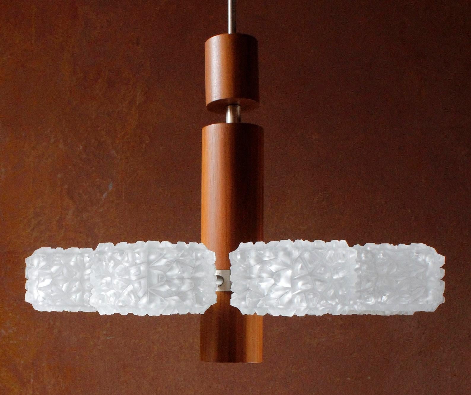 Temde Teak and Ice Glass Chandelier, 1960s   In Good Condition For Sale In Berlin, BE