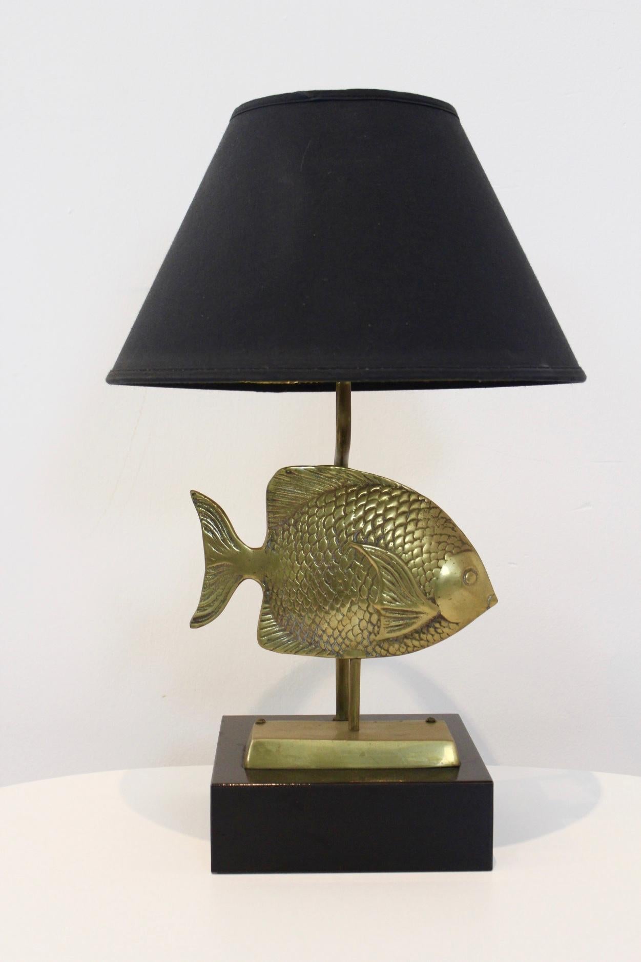 Labelled Fish Sculpture Table Lamp in Brass by Deknudt, Belgium, 1970s 2