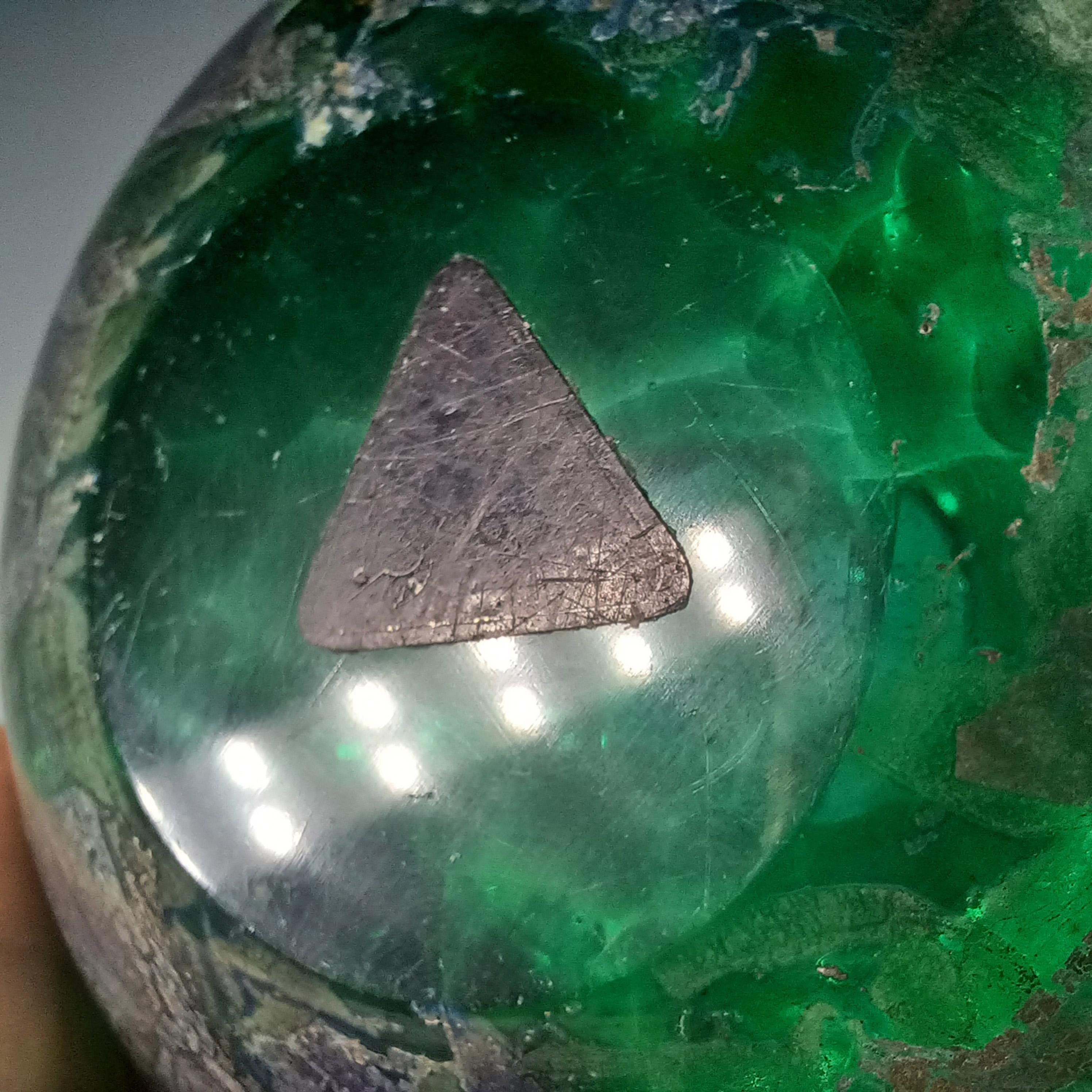ETIQUETADO Studio A de la Isle of Wight Jarrón cuadrado de cristal 'Verde Azurene Vidrio en venta