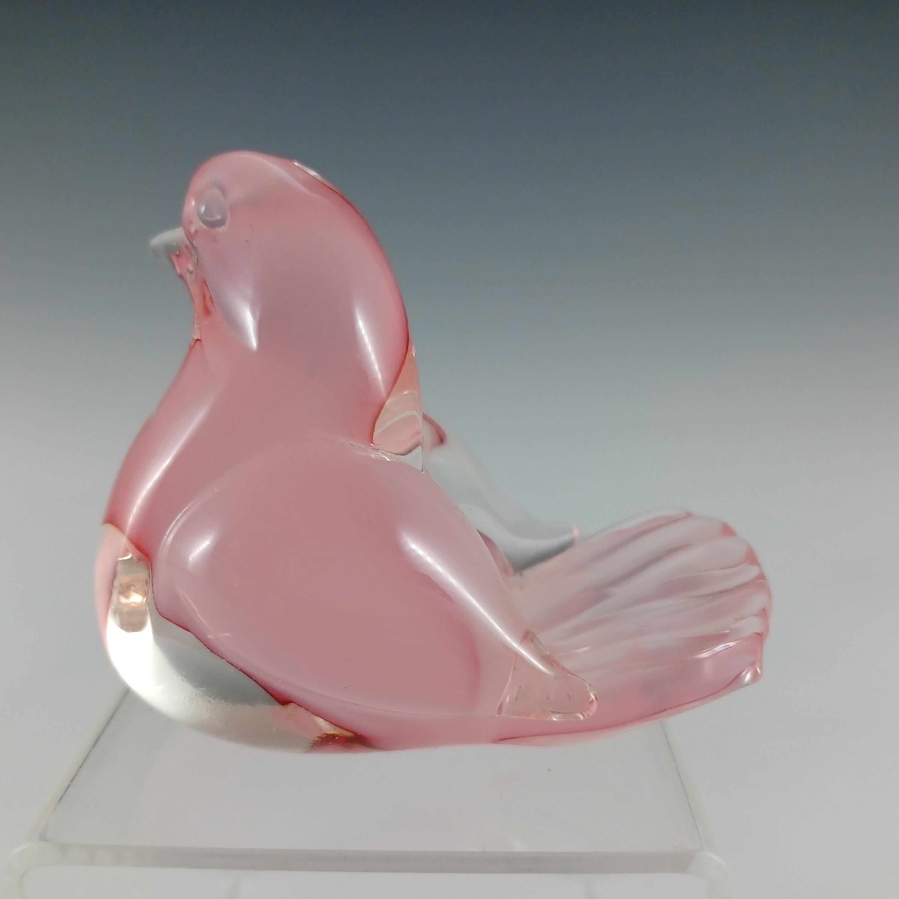 LABELLED Oball Murano Pink Cased Glass Bird Sculpture In Good Condition For Sale In Bolton, GB