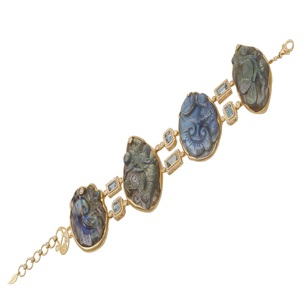 Labradorite Carving Bracelet with 2.41 Carat Diamonds and 20 Karat Yellow Gold For Sale