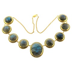 Chaîne collier Labradorite en or jaune 18 carats ornée de diamants